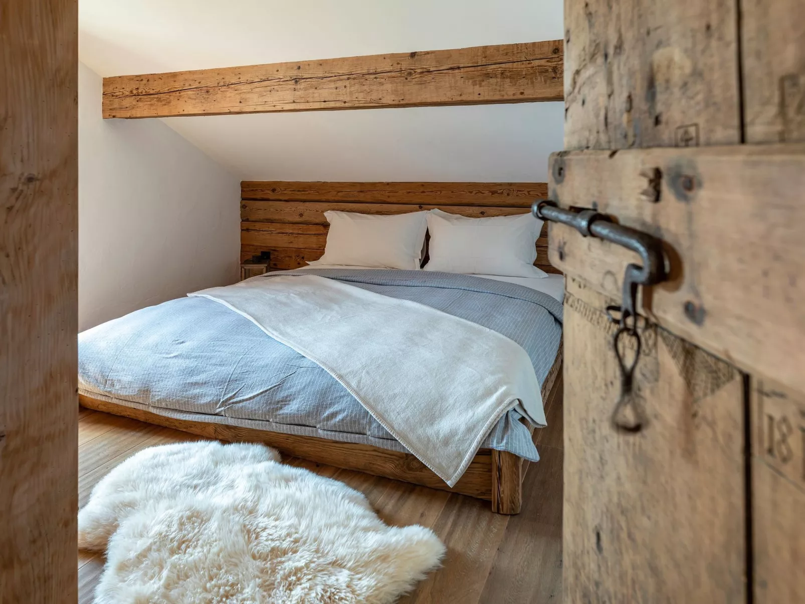 Chalet "Paradiesli"-Binnen