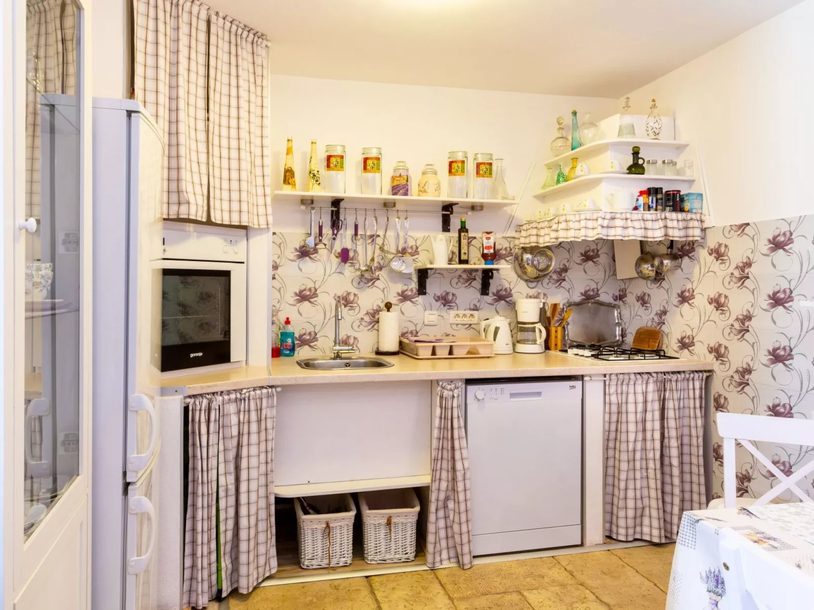 "Lilo Lavender" mit Whirlpool-Binnen