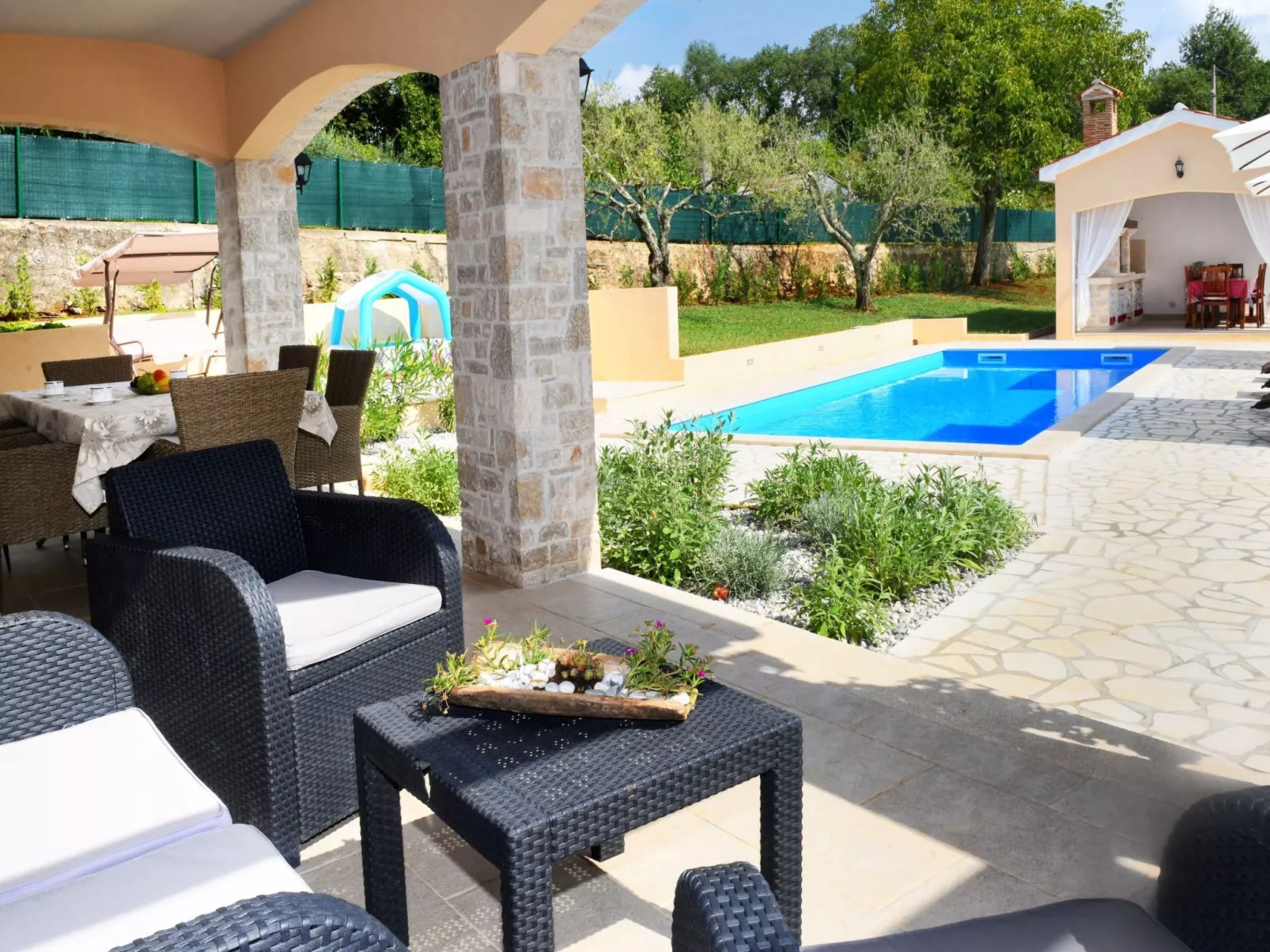 Mit Privatpool für 6 Personen ca. 130 m&sup2; in Markovici, Istrien (Binnenland-Image-tags.info