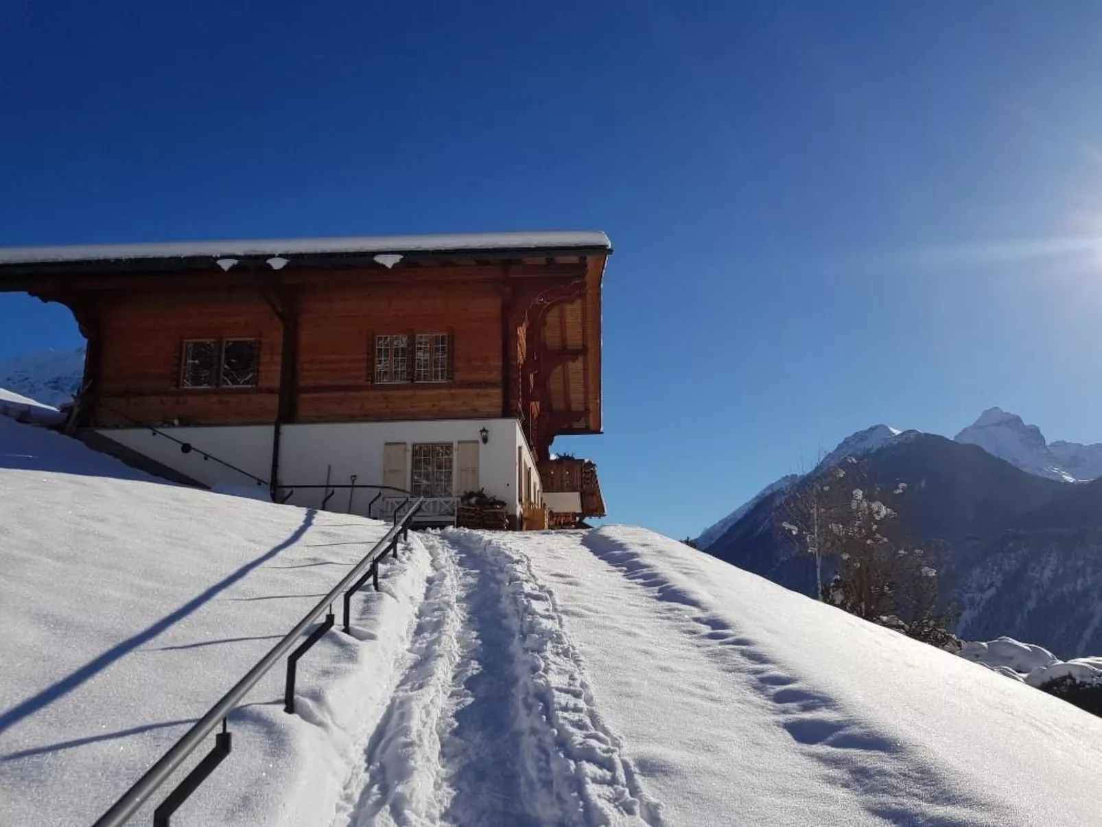 Blick auf herrliche Bergwelt-Buiten