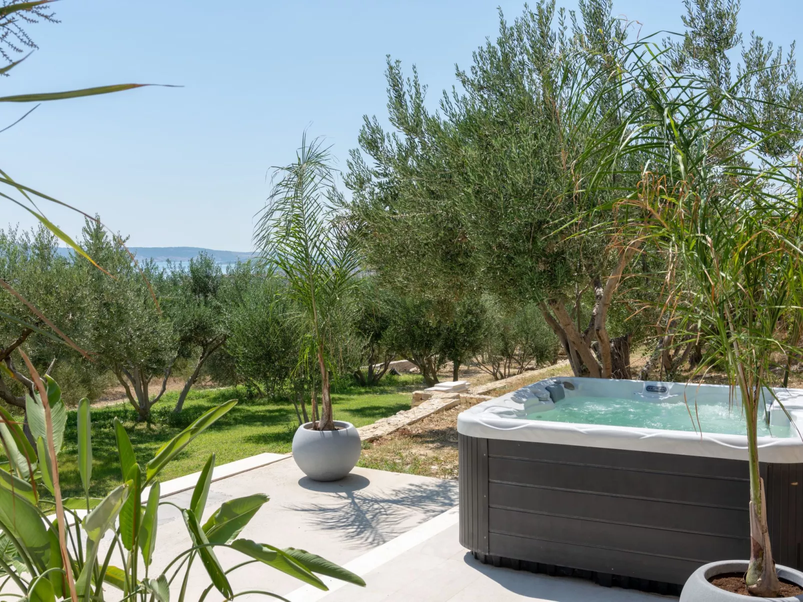 Haus für 9 Personen und 1 Kind in Kastel Luksic-Image-tags.info