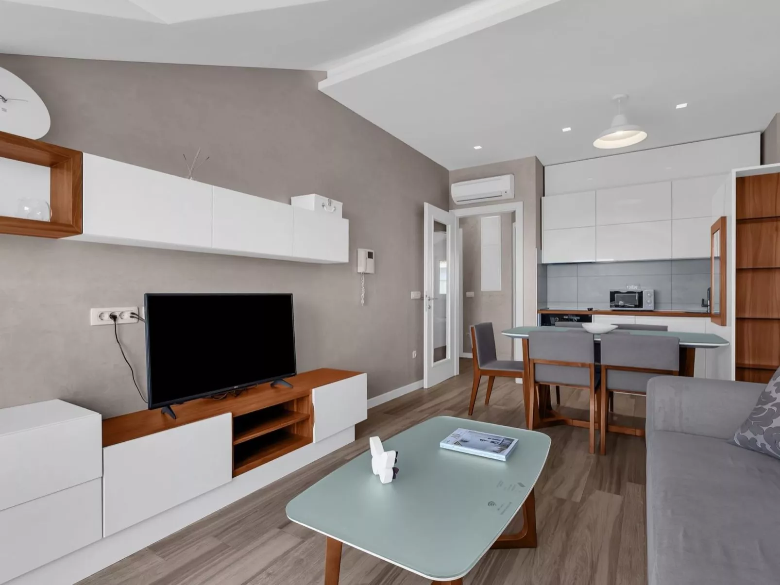 Brotis - apartment with sea view-Binnen