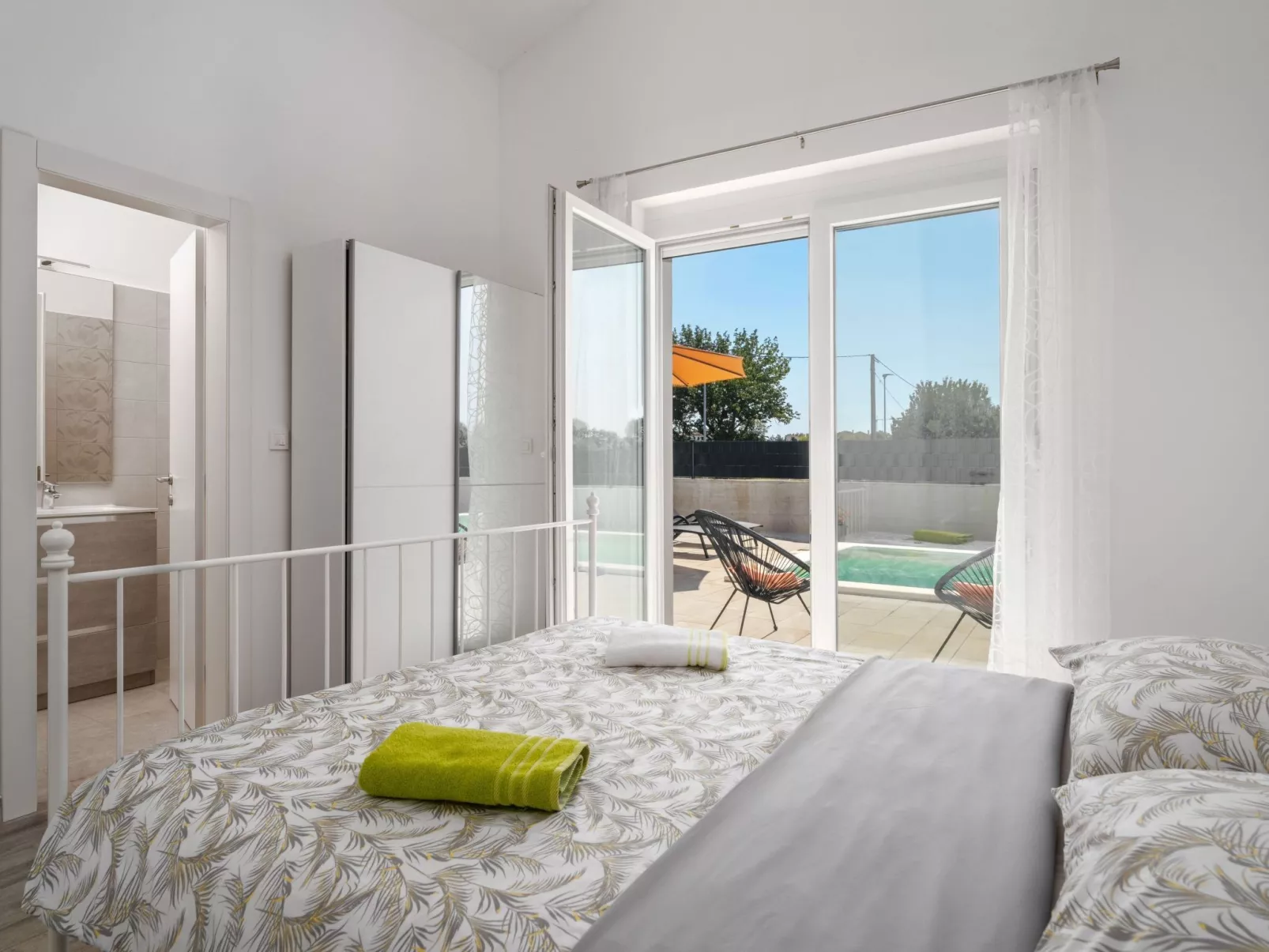 Villa mit privatem Pool in einer ruhigen Gegend gelegen-Binnen