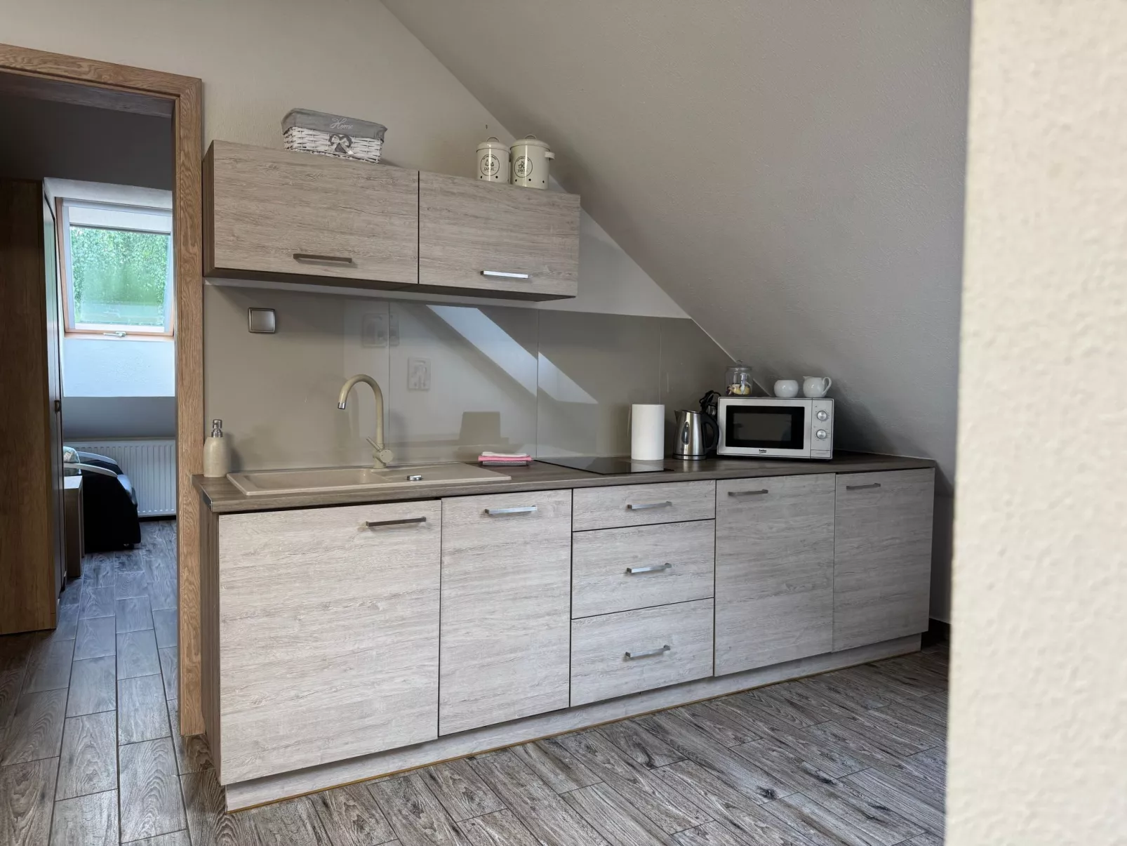 Mit Wasserblick-Binnen