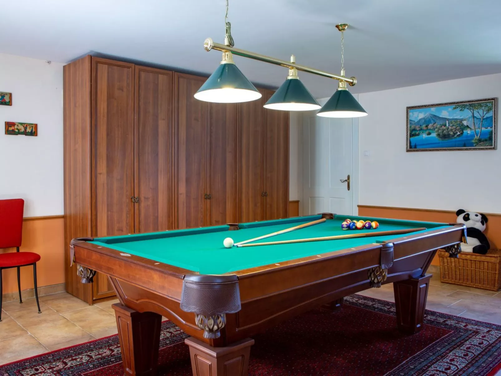 Anwesen "Villa Anton" mit eigenem Pool-Binnen