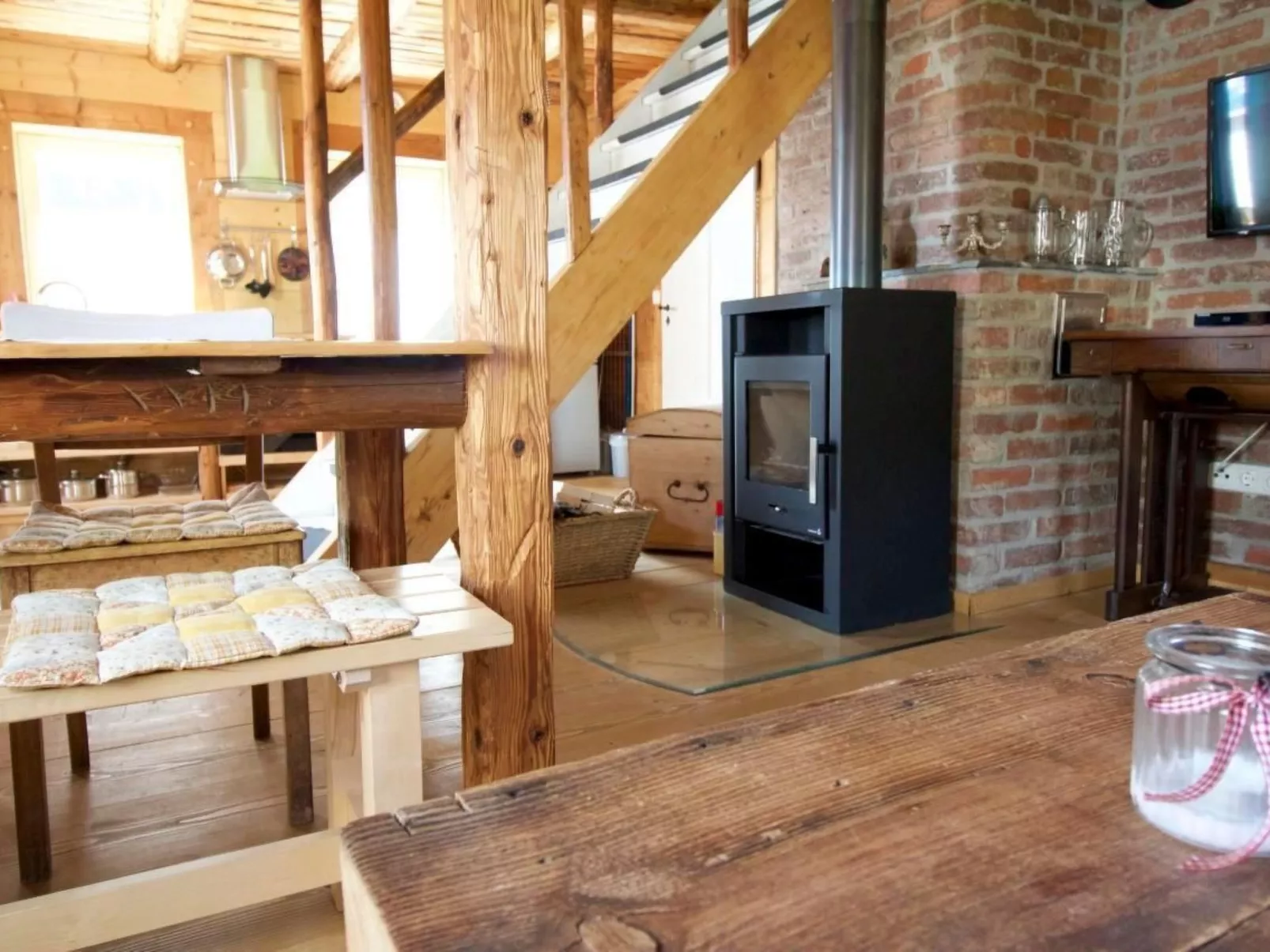 FH Anno Dazumal wie zu Oma's Zeiten-Binnen