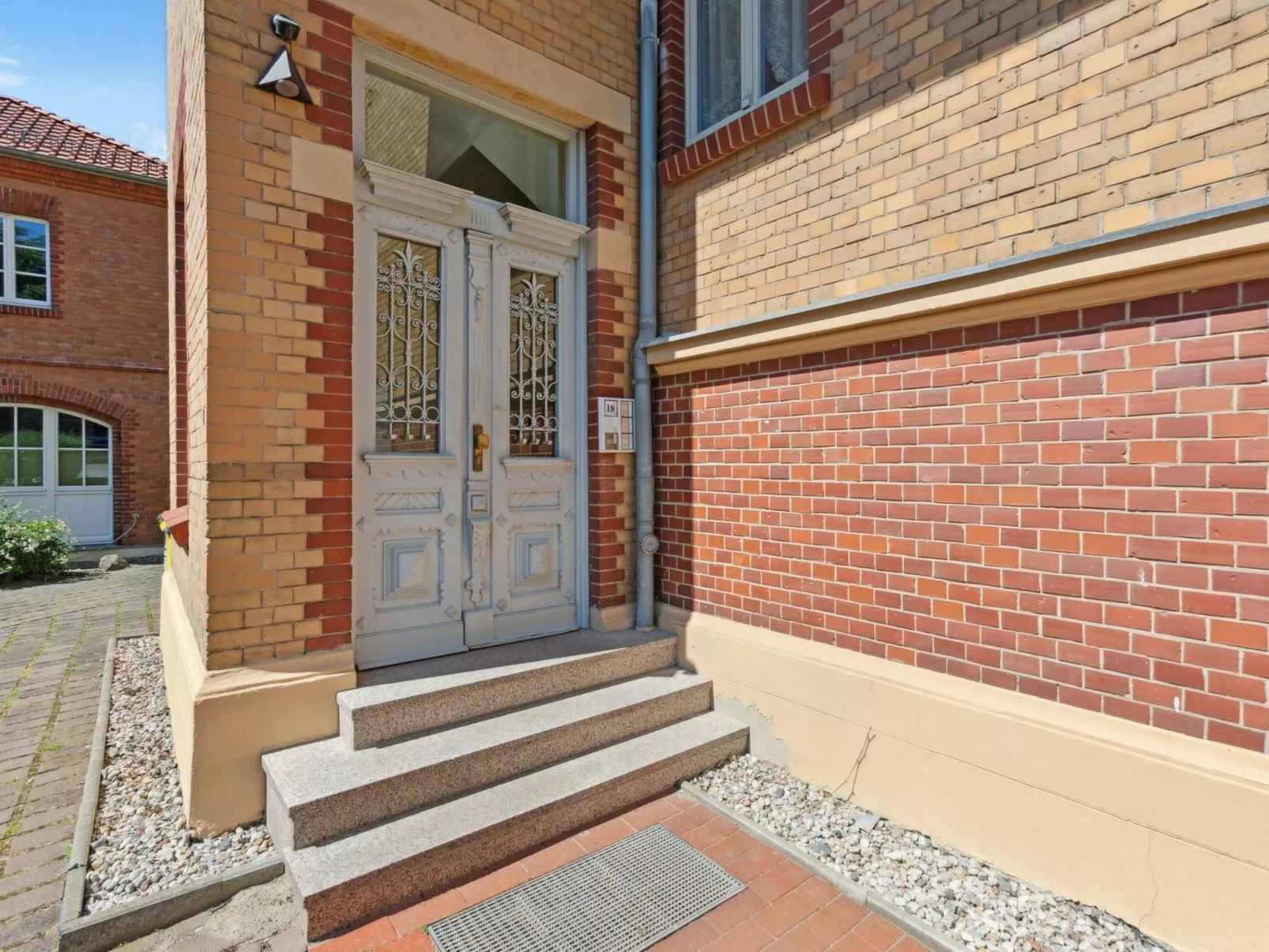 Gründerzeitvilla-Buiten