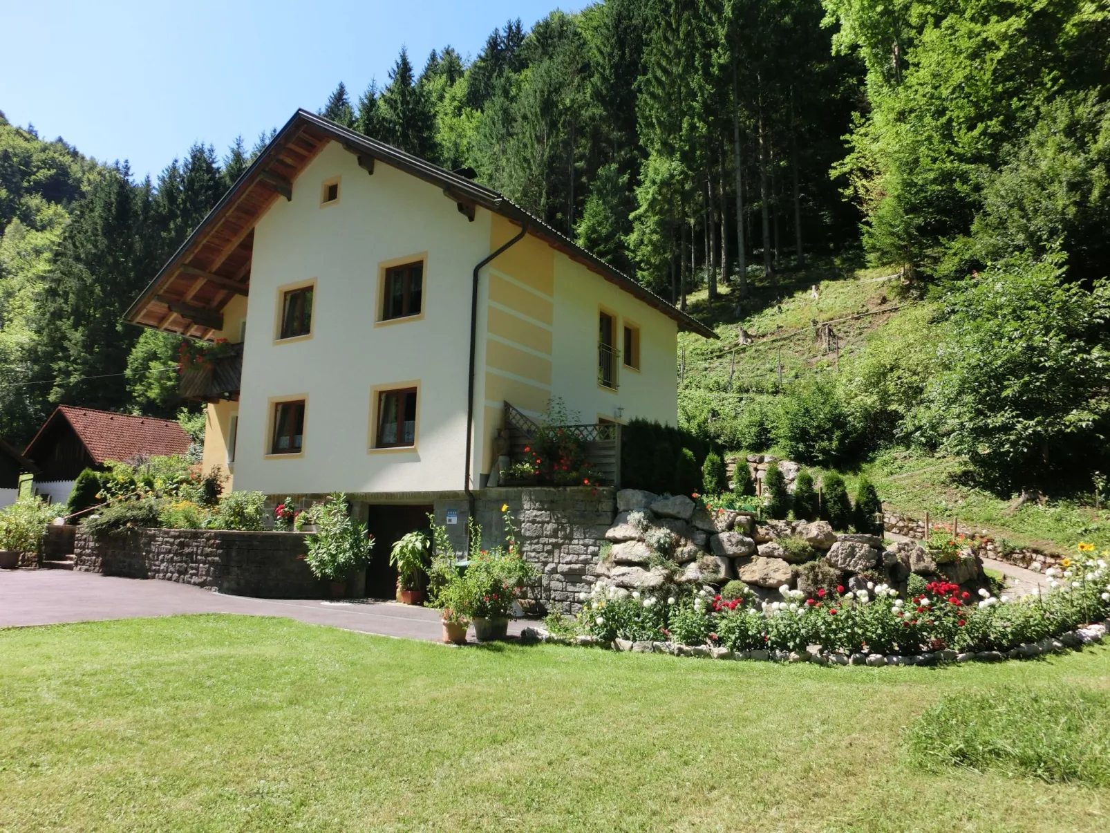 Eulenrast in Loich-Binnen