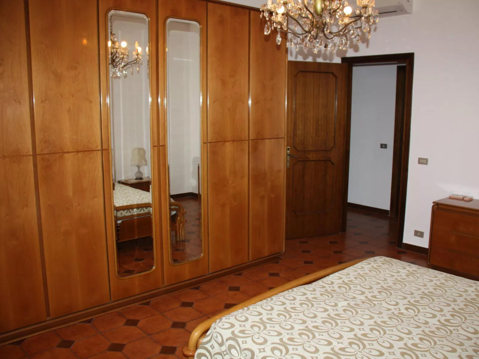 Komfortables, geräumiges und vor allem zentrales Haus-Binnen