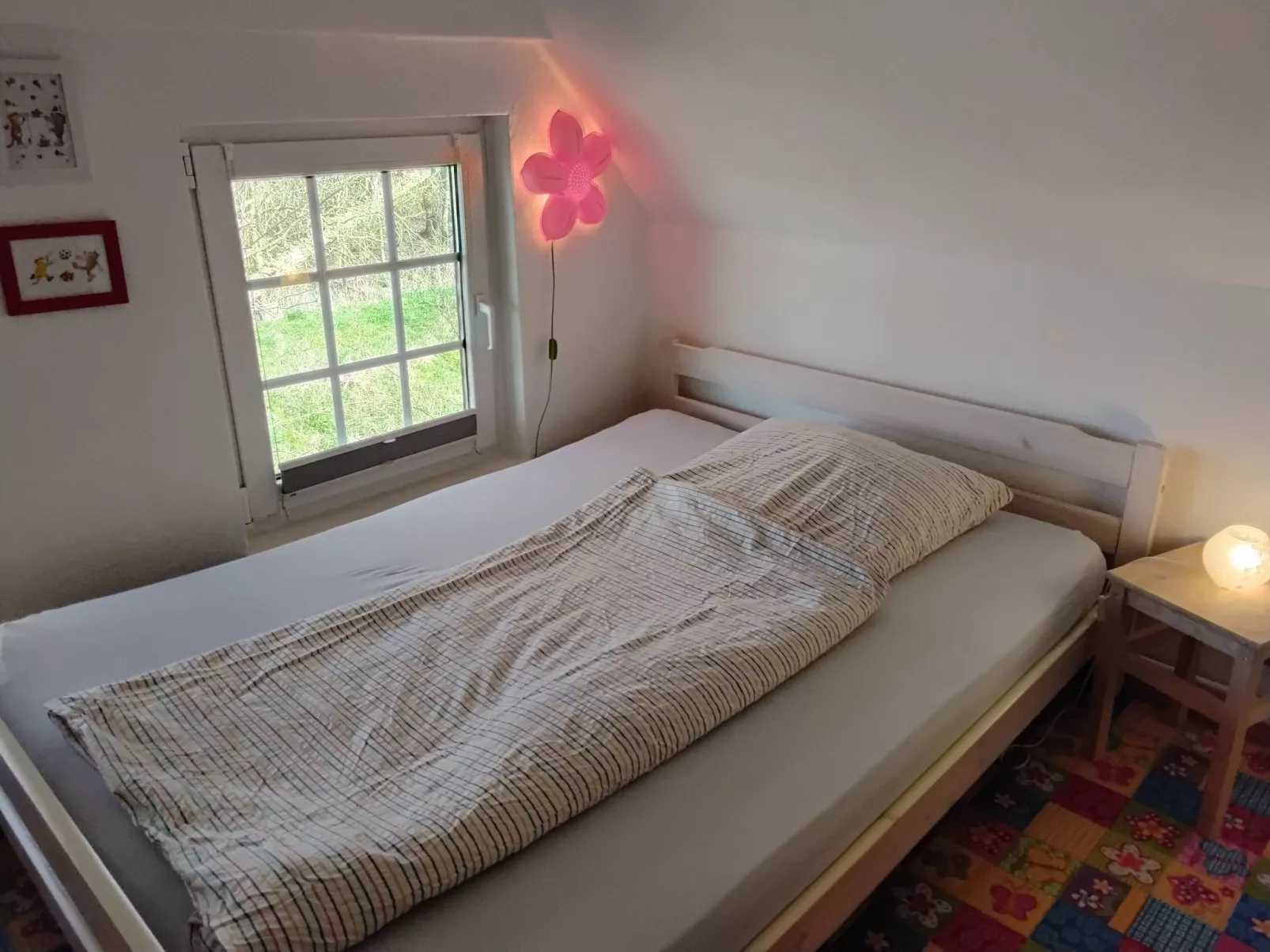 Auf zwei Etagen mit Gartennutzung-Binnen