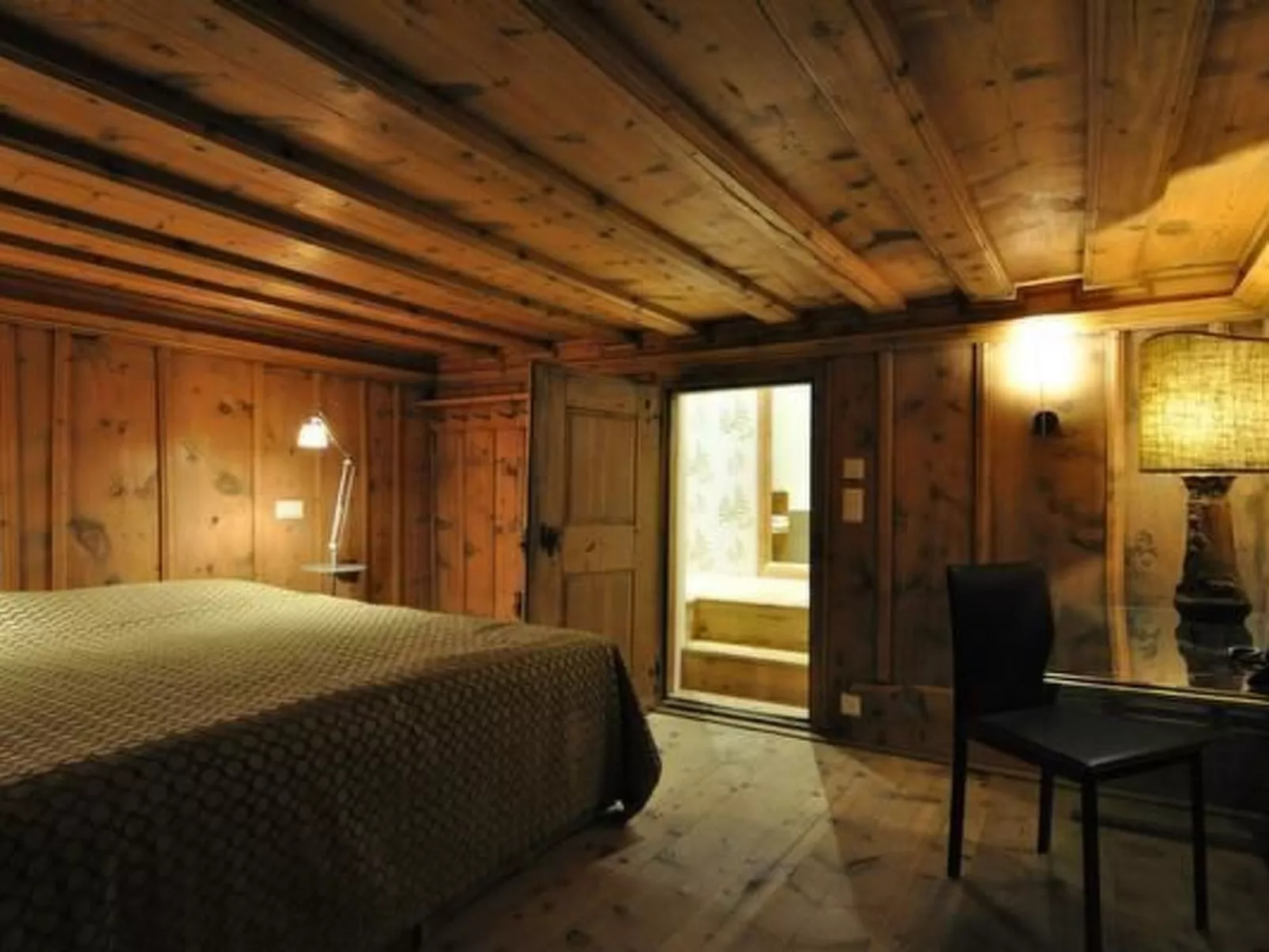 Chesa Chamuera-Binnen