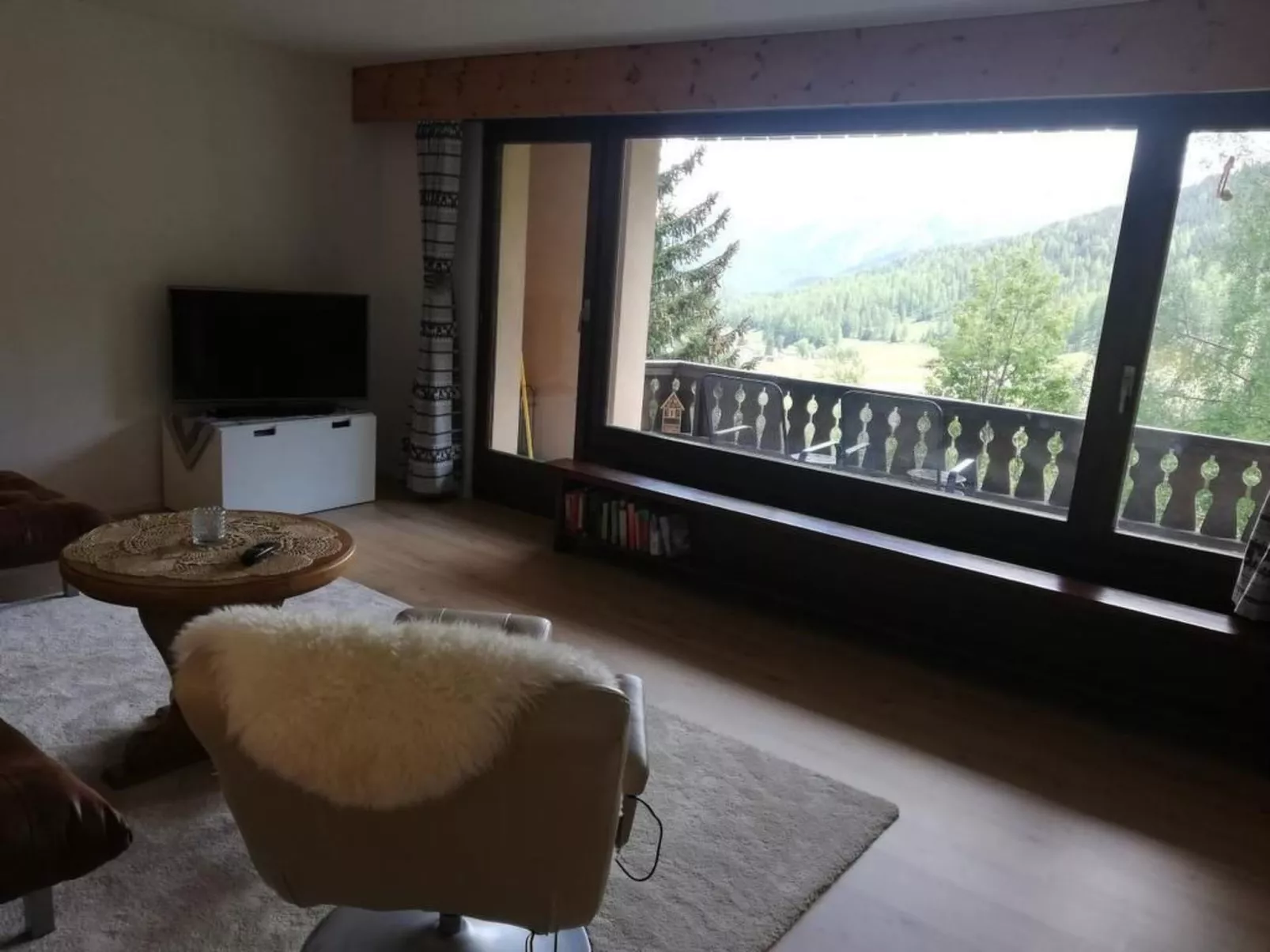 Chasa Minschuns-Image-tags.info