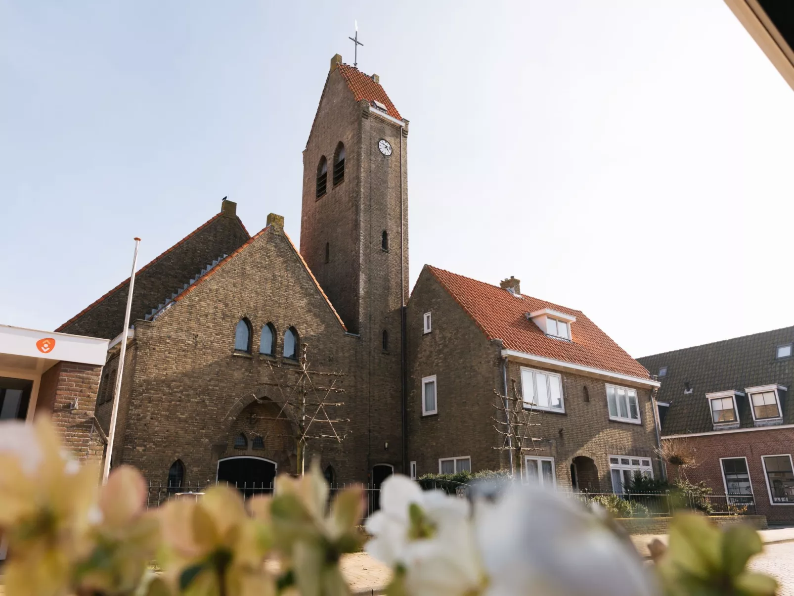 Modernes Ferienhaus mit Sauna und Whirlpool-Buiten