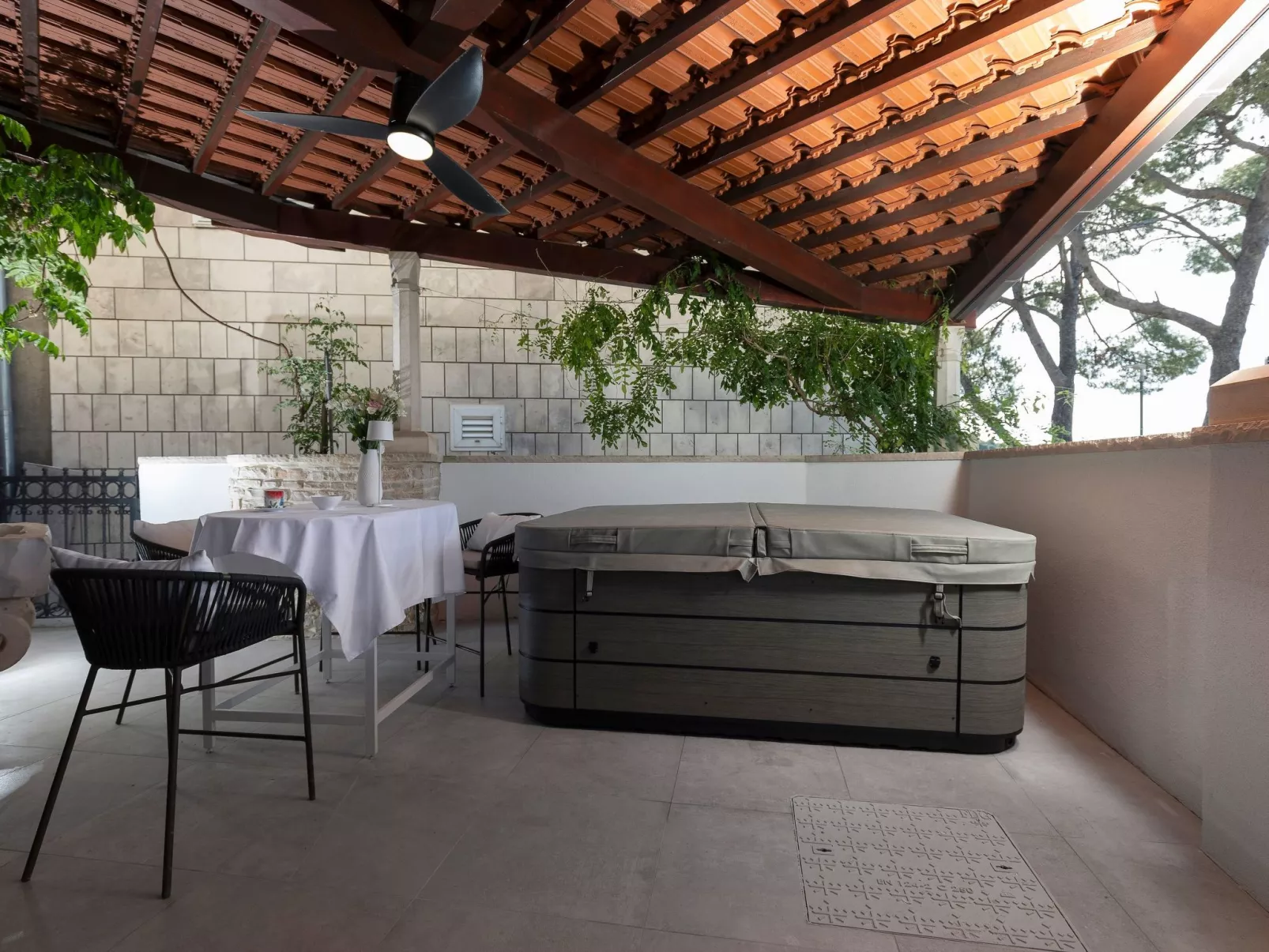 Villa Nauta - Peljesac, Ferienhaus mit Whirpool-Binnen