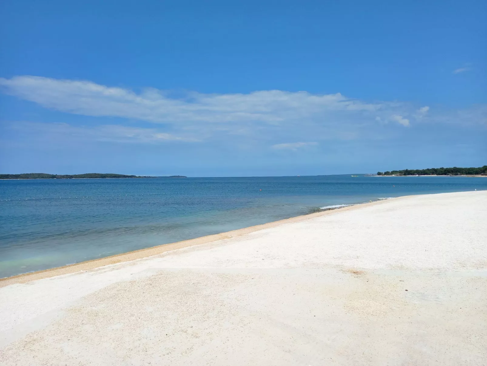 Ruhig und gemütlich 2BR Wohnung in der Nähe des Strandes-Image-tags.info