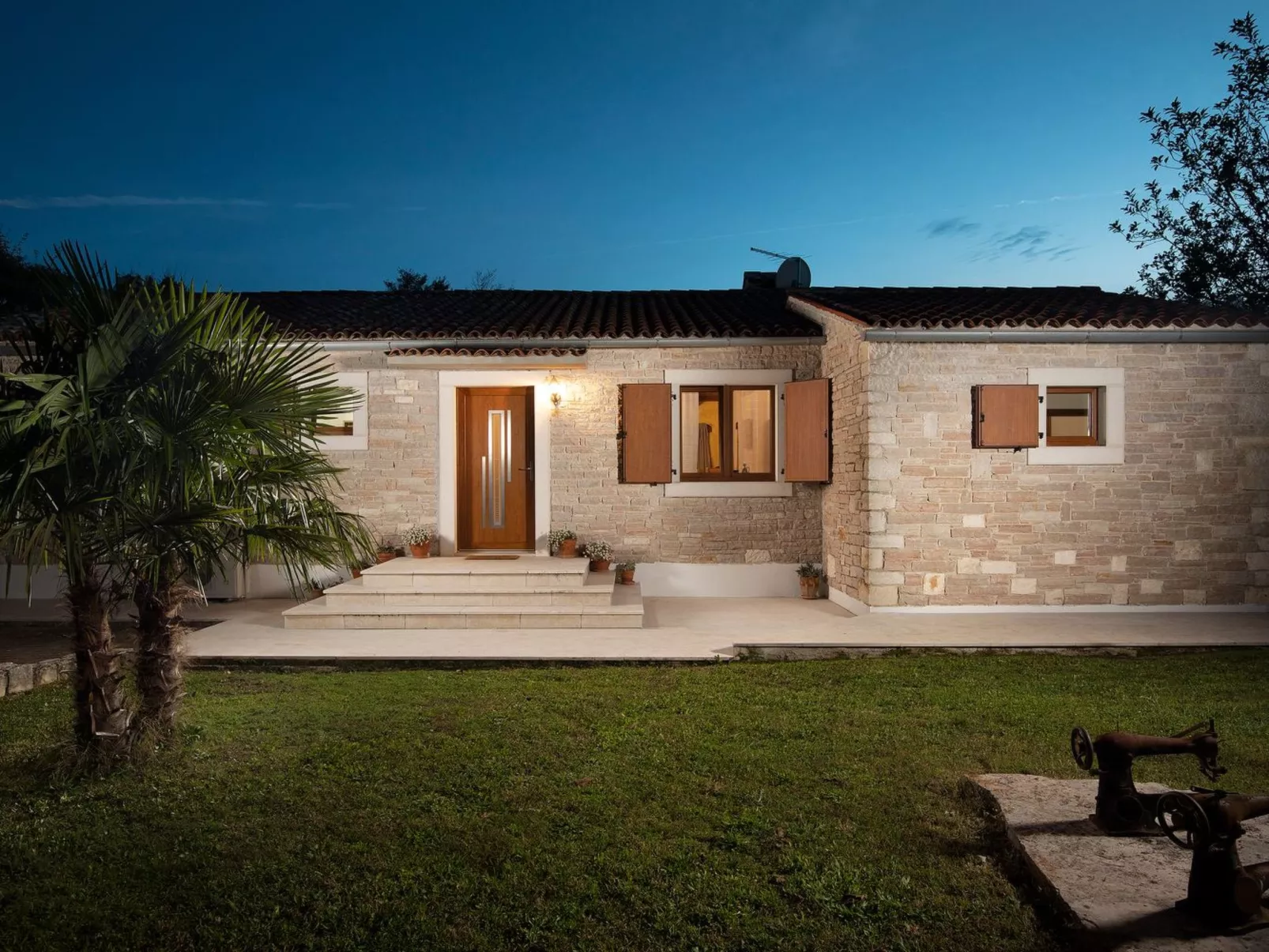 Haus in Bertoši mit privatem Pool-Buiten