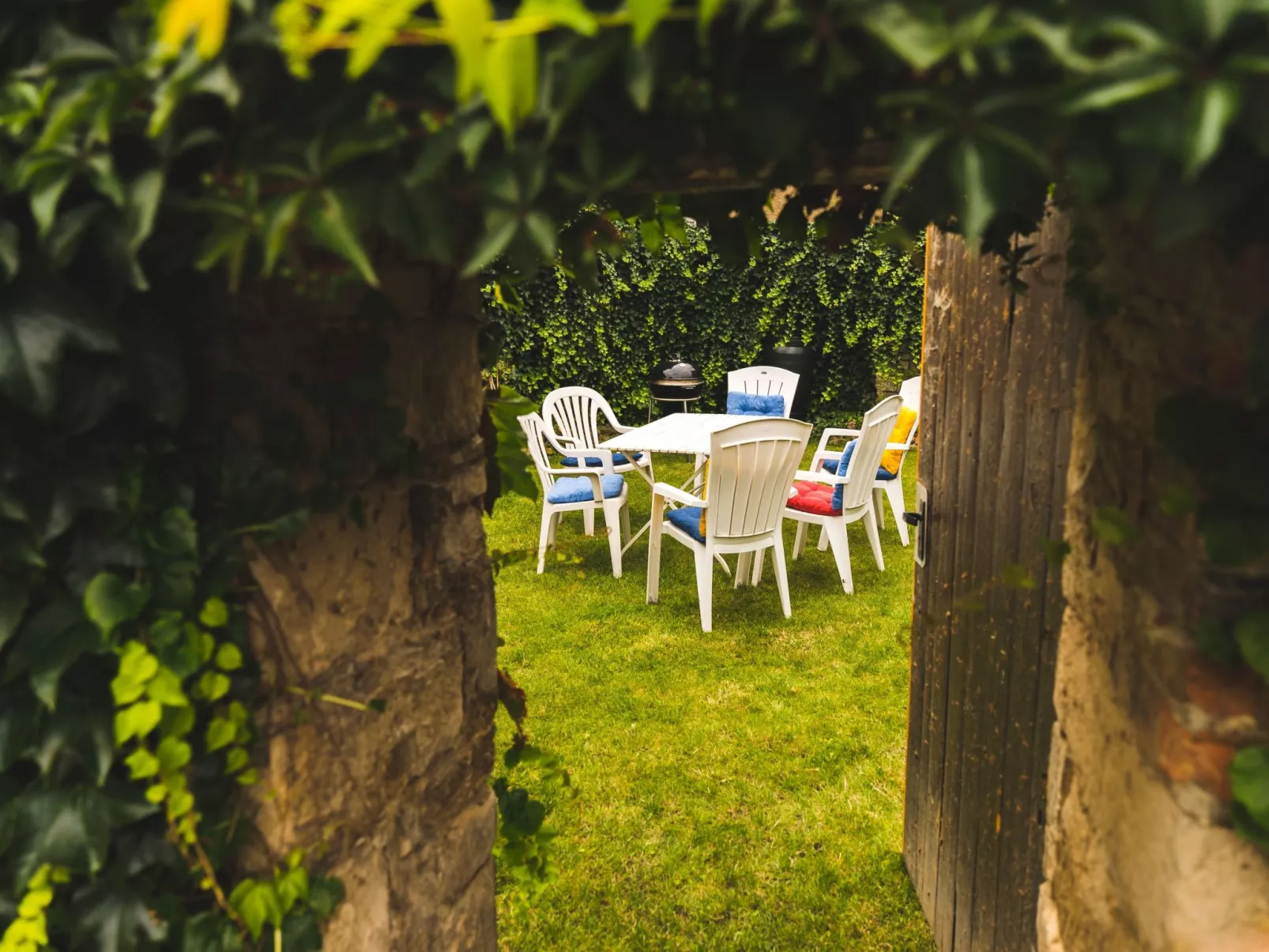 In Radisleben mit Garten und Terrasse-Buiten