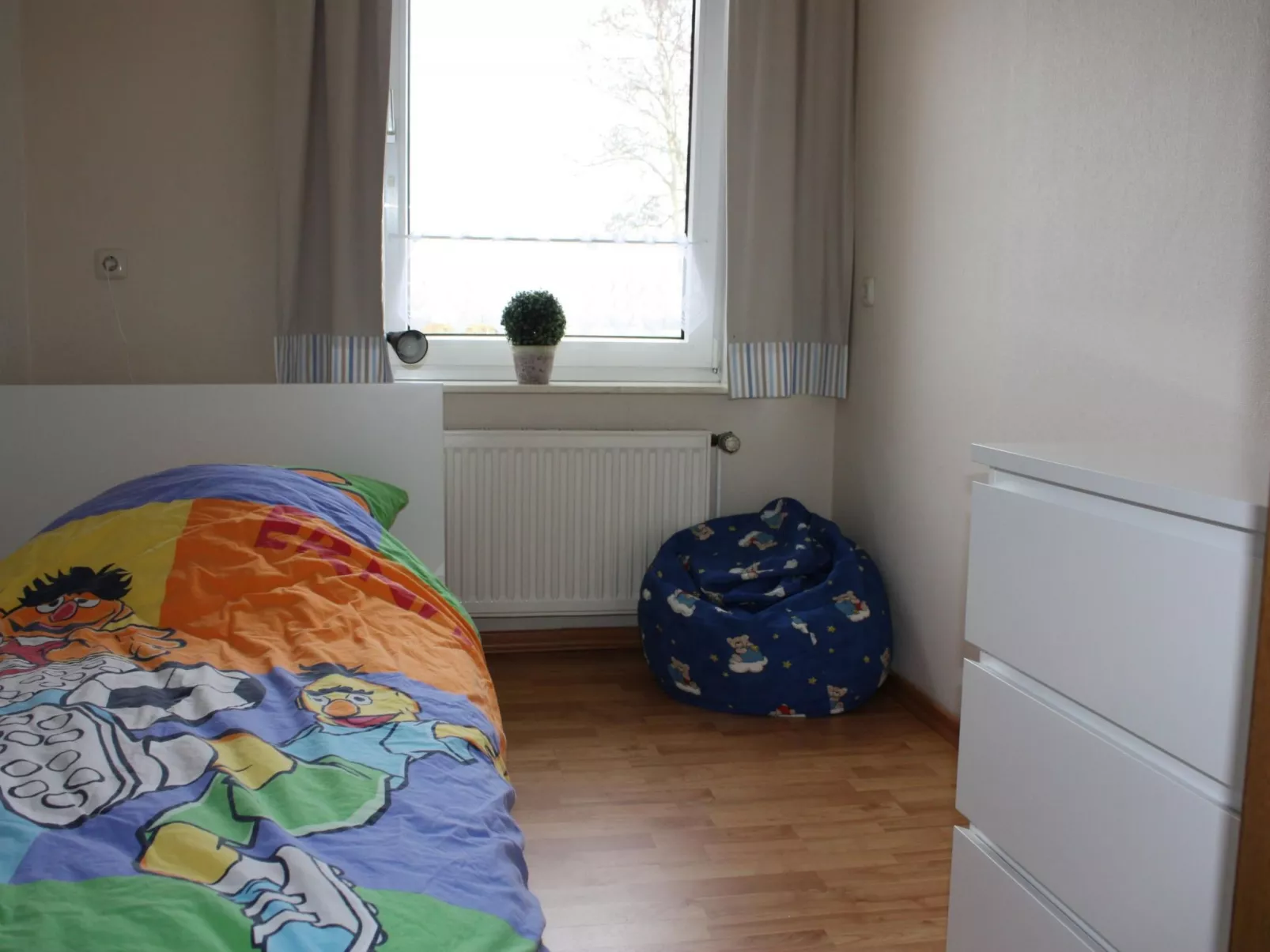 Mit kleinem Garten und Grill-Image-tags.info