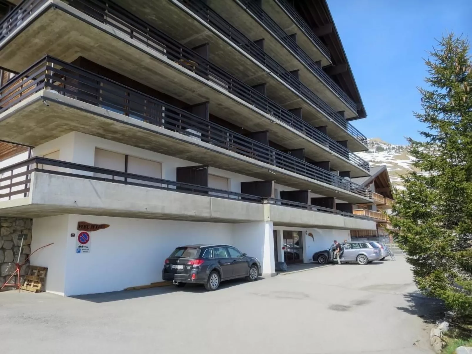 3 Zi FeWo App 23. Le Miroi an Skipiste-Buiten