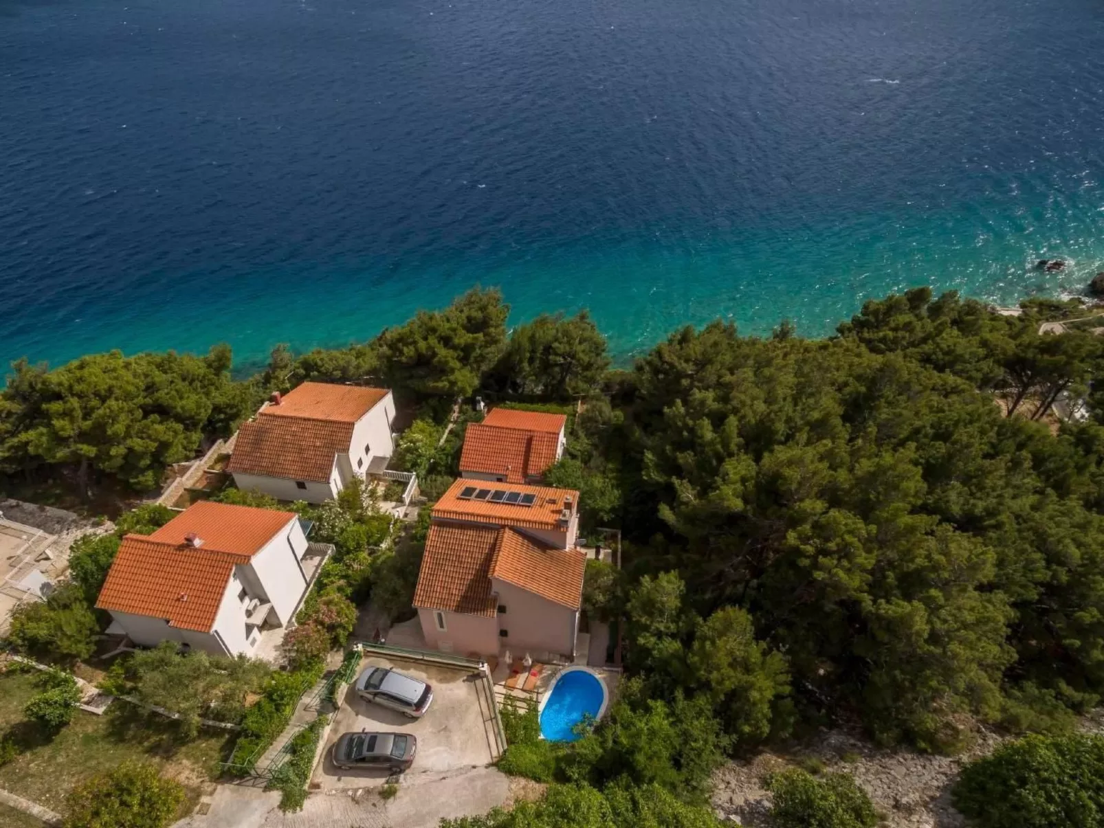 Charmantes Ferienhaus in Medići mit Privatem Pool-Buiten