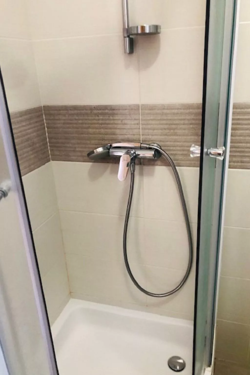 Für drei Personen-Image-tags.info