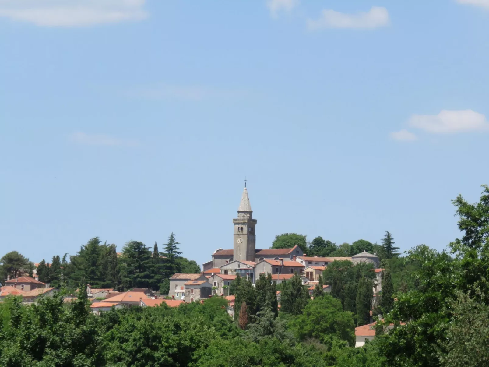 In Krculi mit Privatem Pool-Buiten