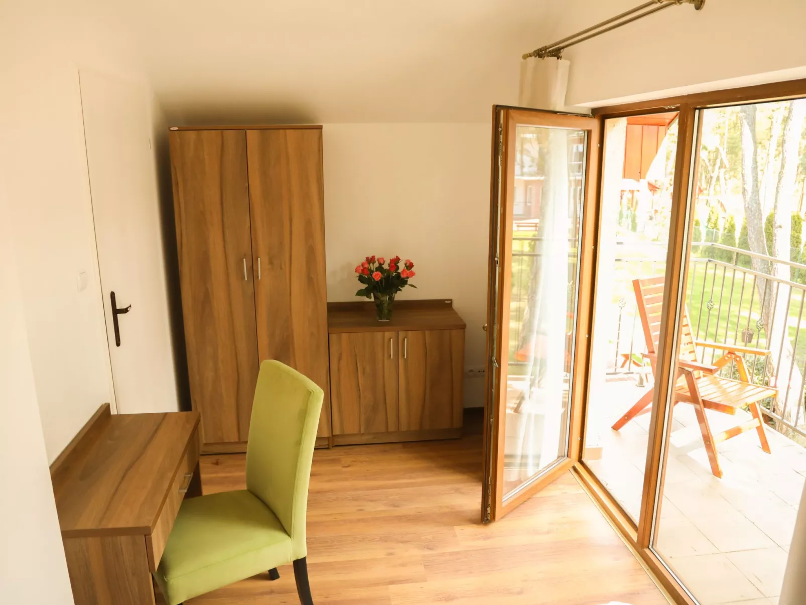 Ganzjährig bewohnbares Ferienhaus direkt am Strand von Dźwirzyno-Image-tags.info