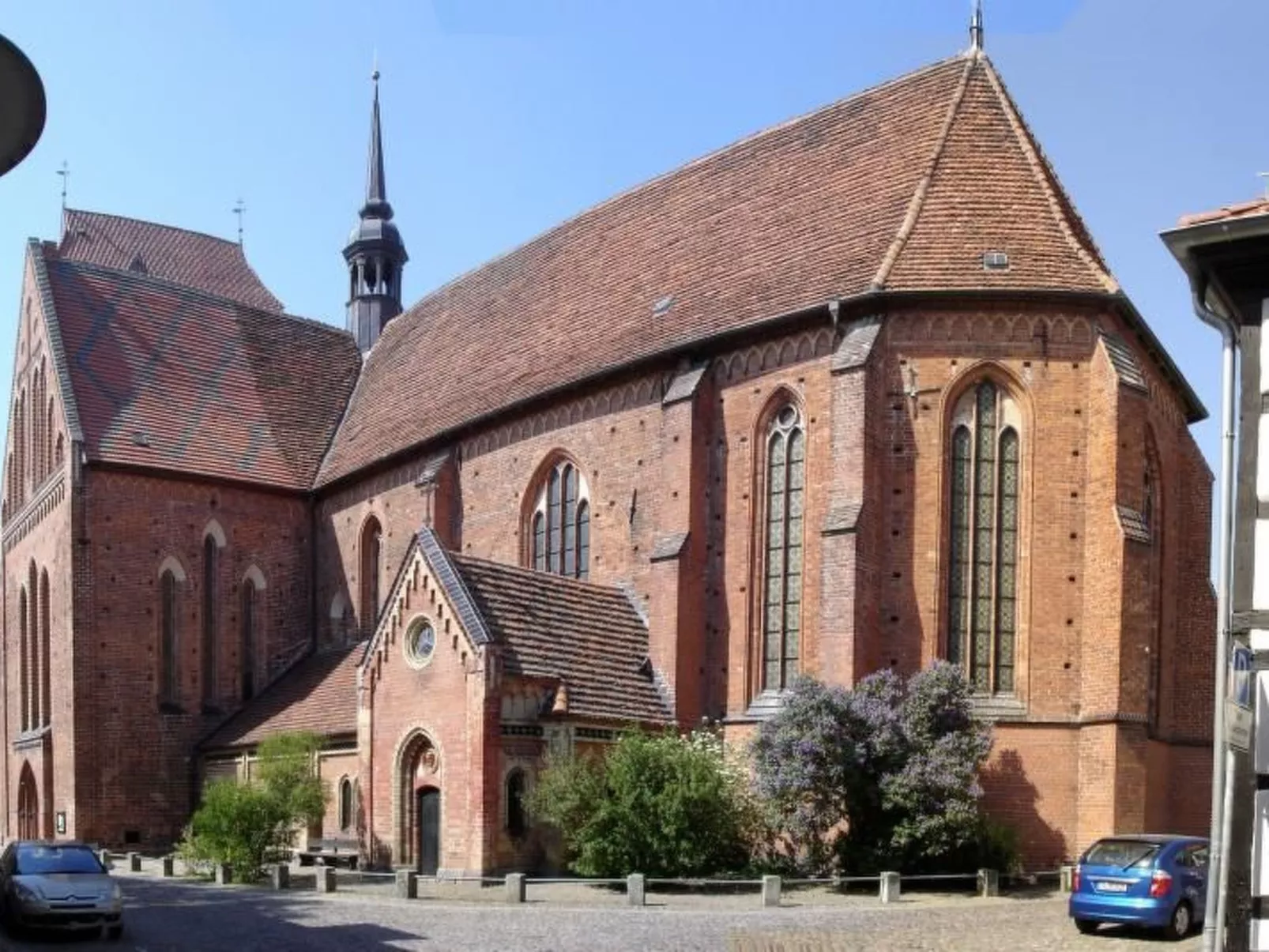 Designerwohnung in denkmalgeschütztem Wasserturm-Image-tags.info