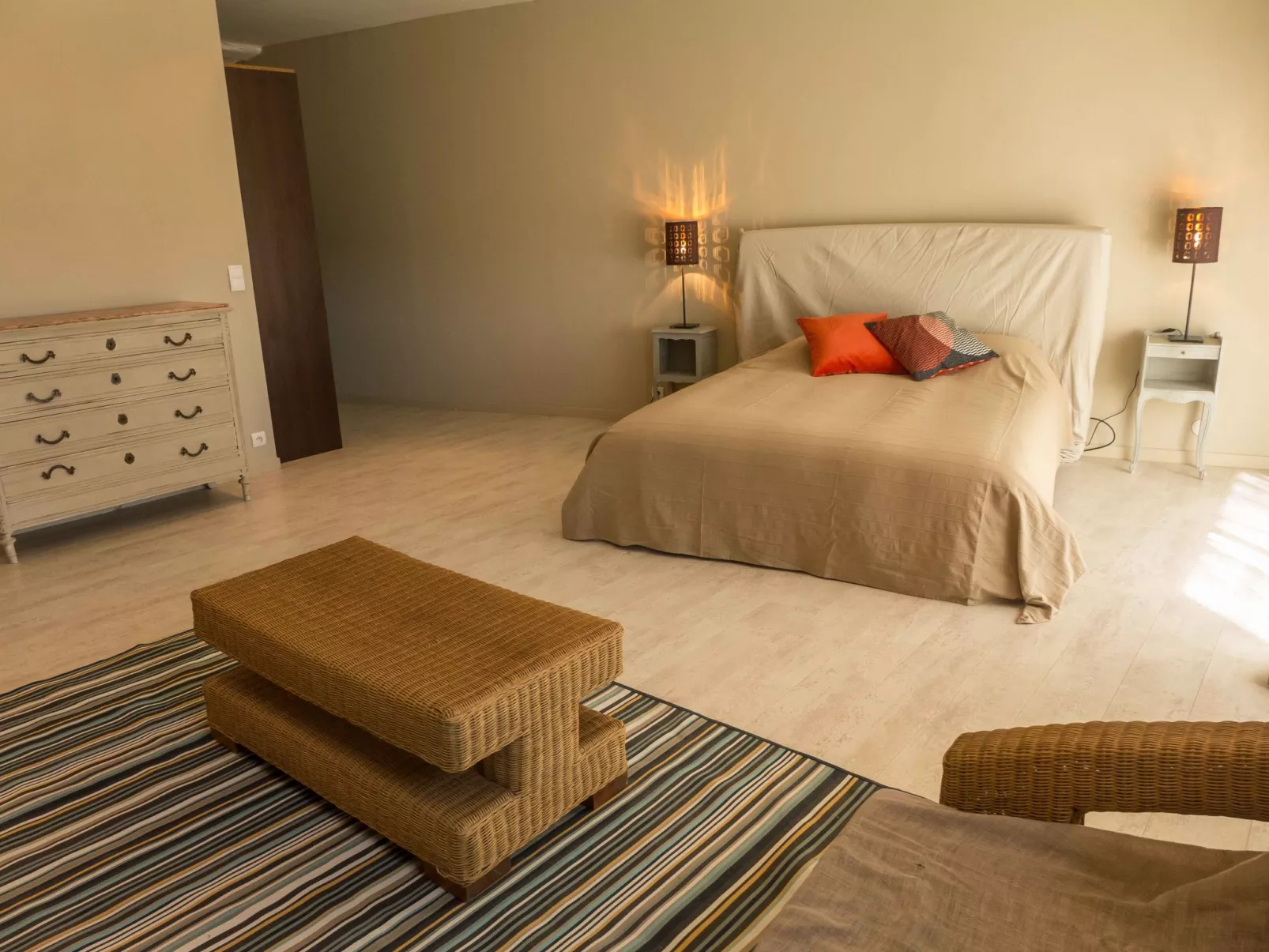 Villa mit Garten, Grill und Terrasse-Binnen