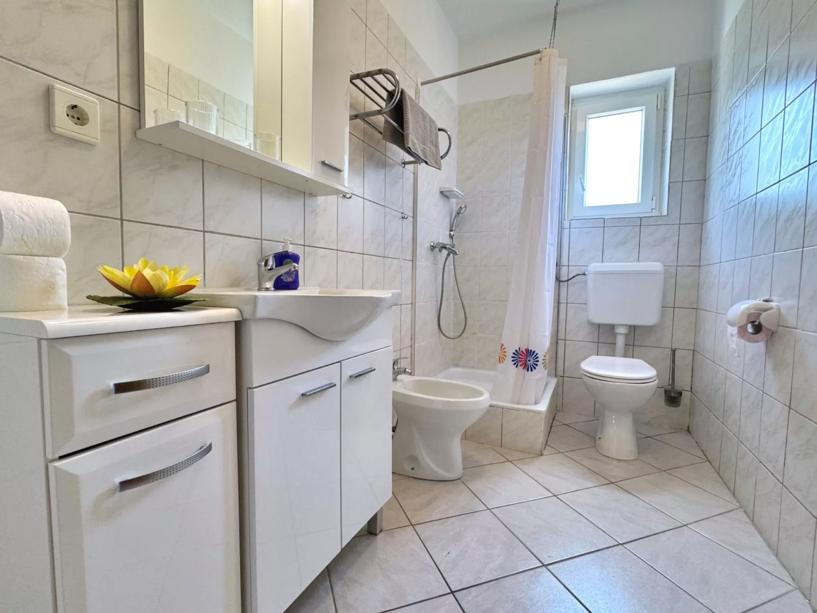 Apartments Nikolic-Binnen