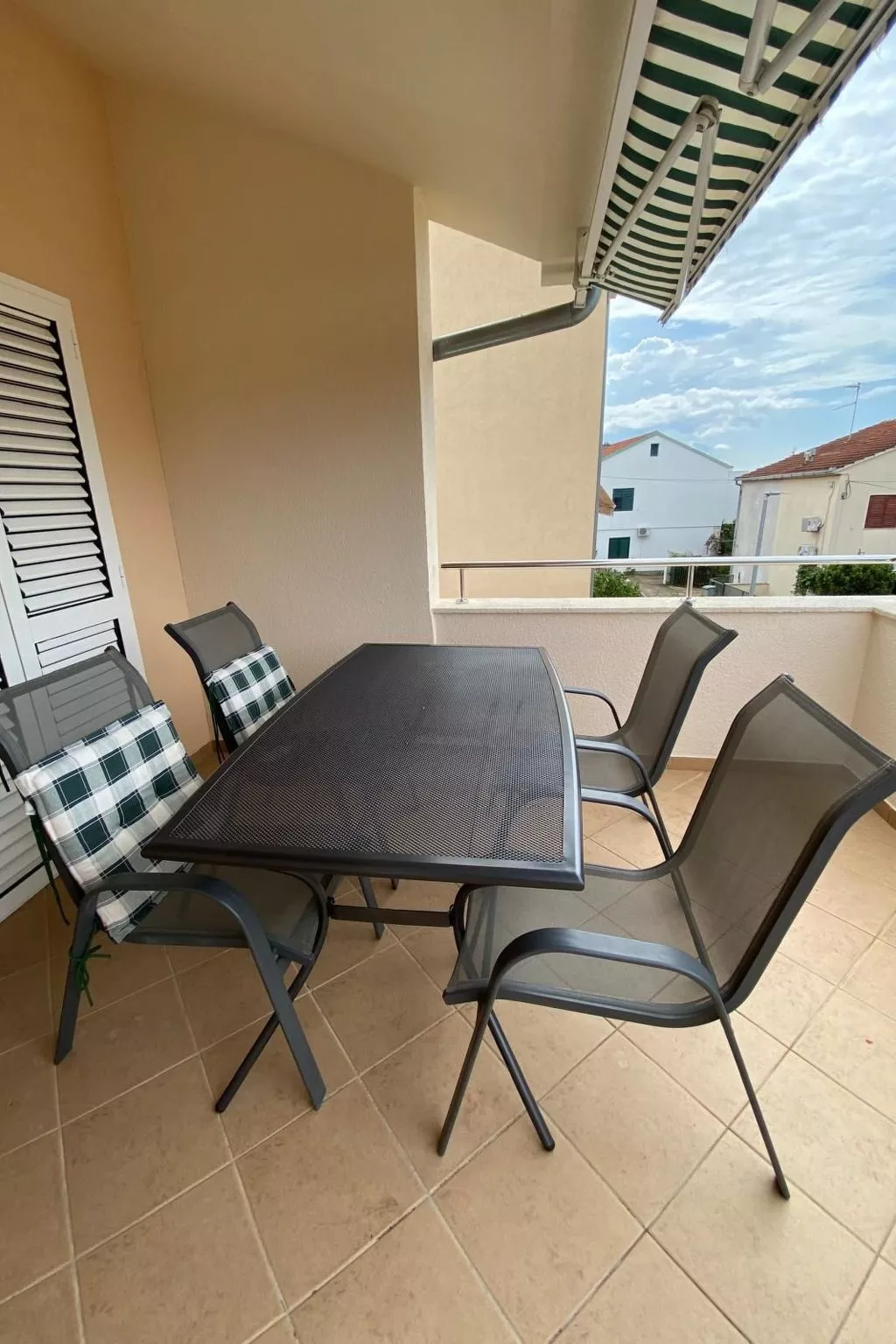 Wohnung "Zoran O. app 3 pogled"-Buiten