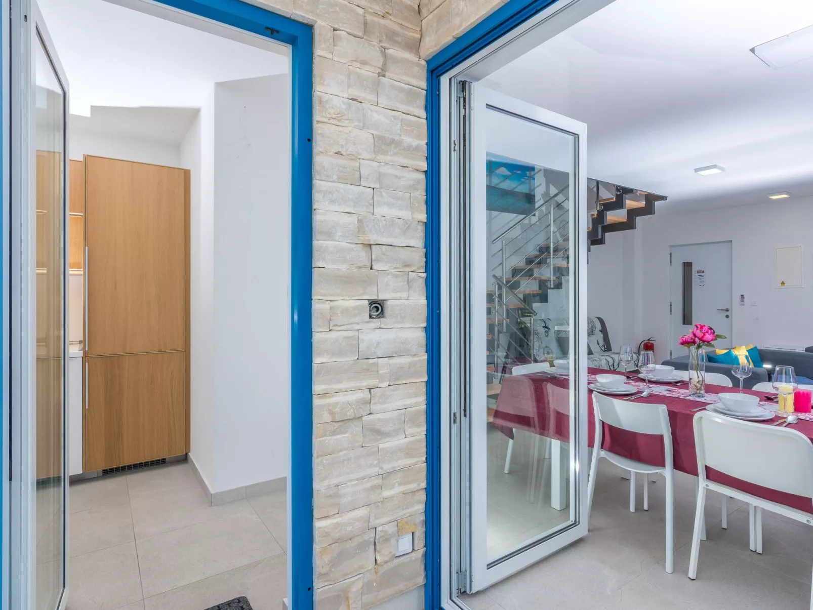 Strandvilla "Miri Olive" mit beheiztem Pool-Binnen