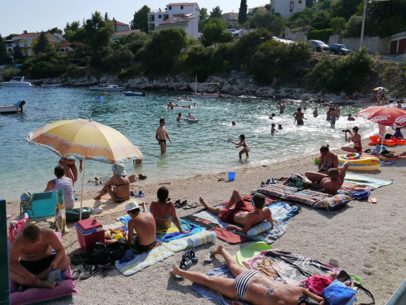 Klimatisierte Ferienwohnung in Okrug Gornji mit Gepflegtem Garten und Seeblick-Image-tags.info