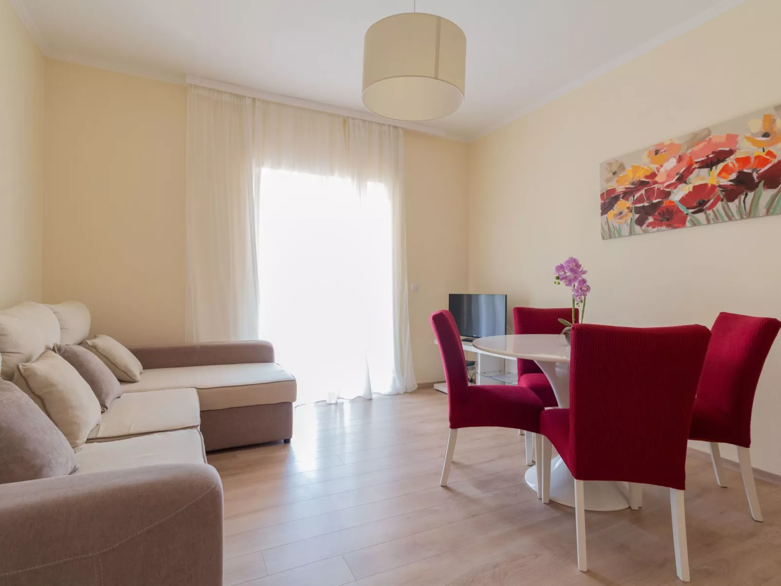 Wohnung mit Blick auf das Wasser-Binnen