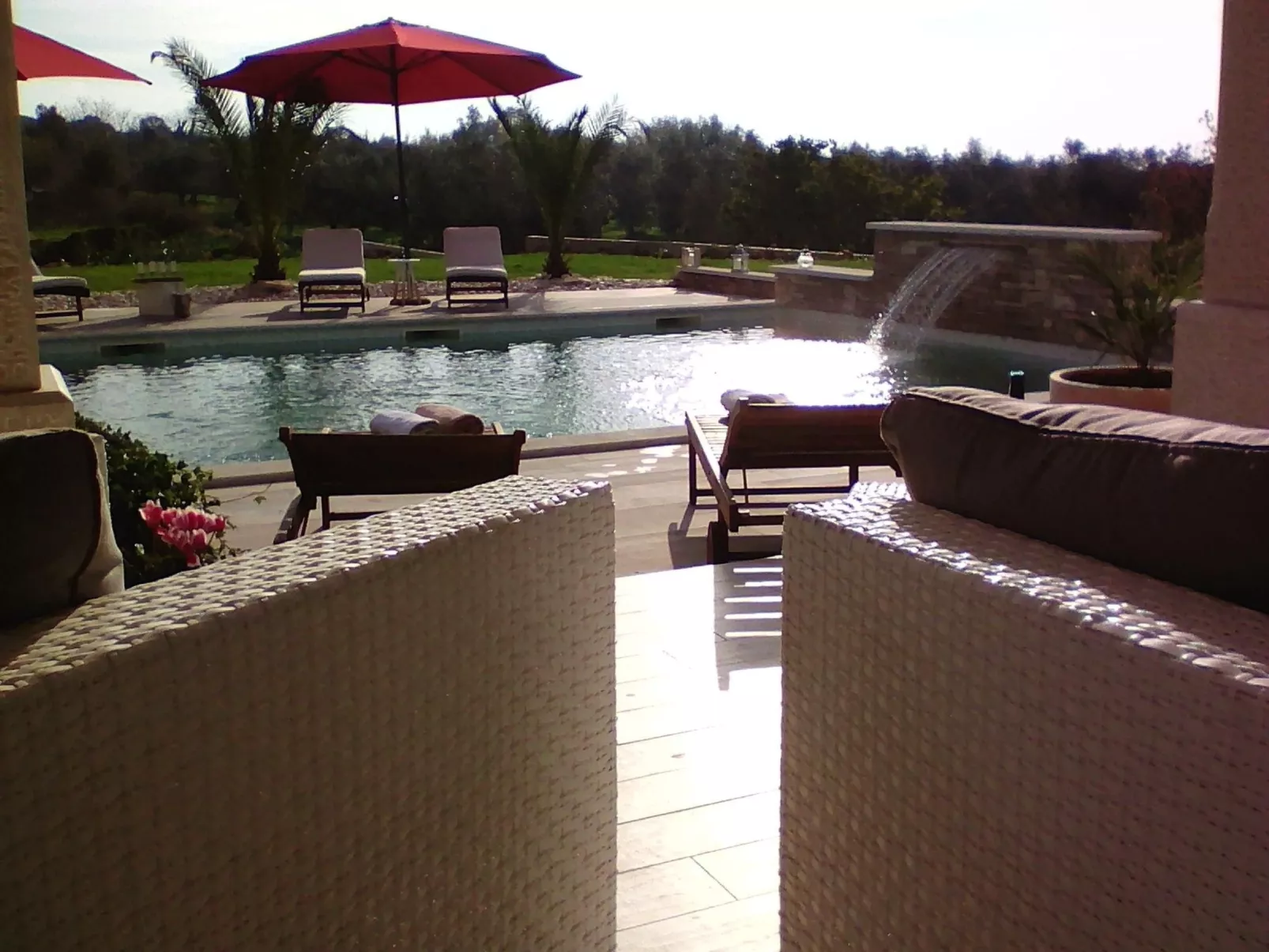 Elegante und komfortable Villa mit Salzwasserpool, Whirlpool und Sauna, umgeben-Binnen