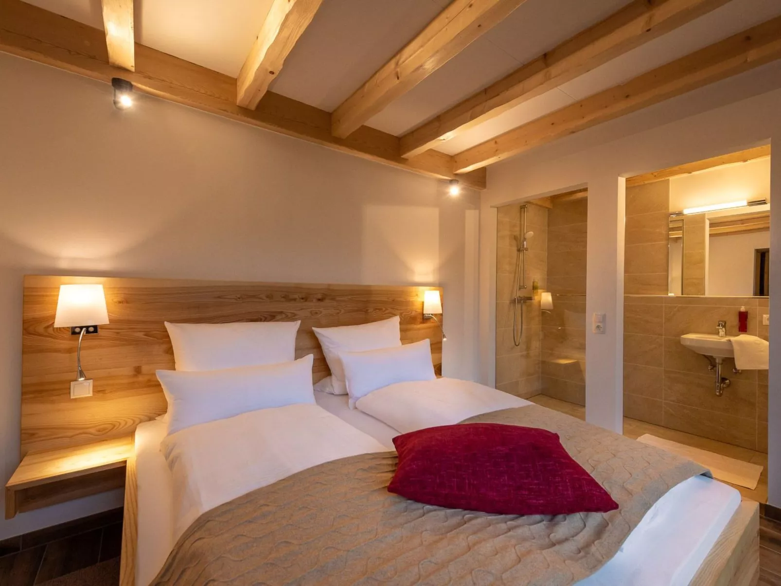 Luxuschalet im Forstgut - Raum für wertvolle Zeit-Binnen