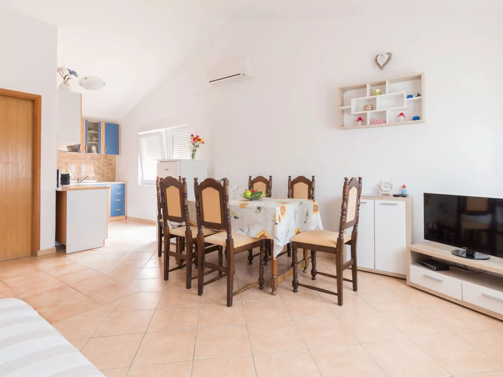 Wohnung Nikol mit großem Garten- TA Leut Agency-Binnen