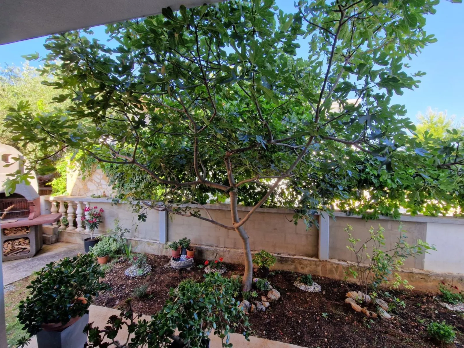 Wohnung Bela Vista in Vir - von TA Leut Agency-Buiten