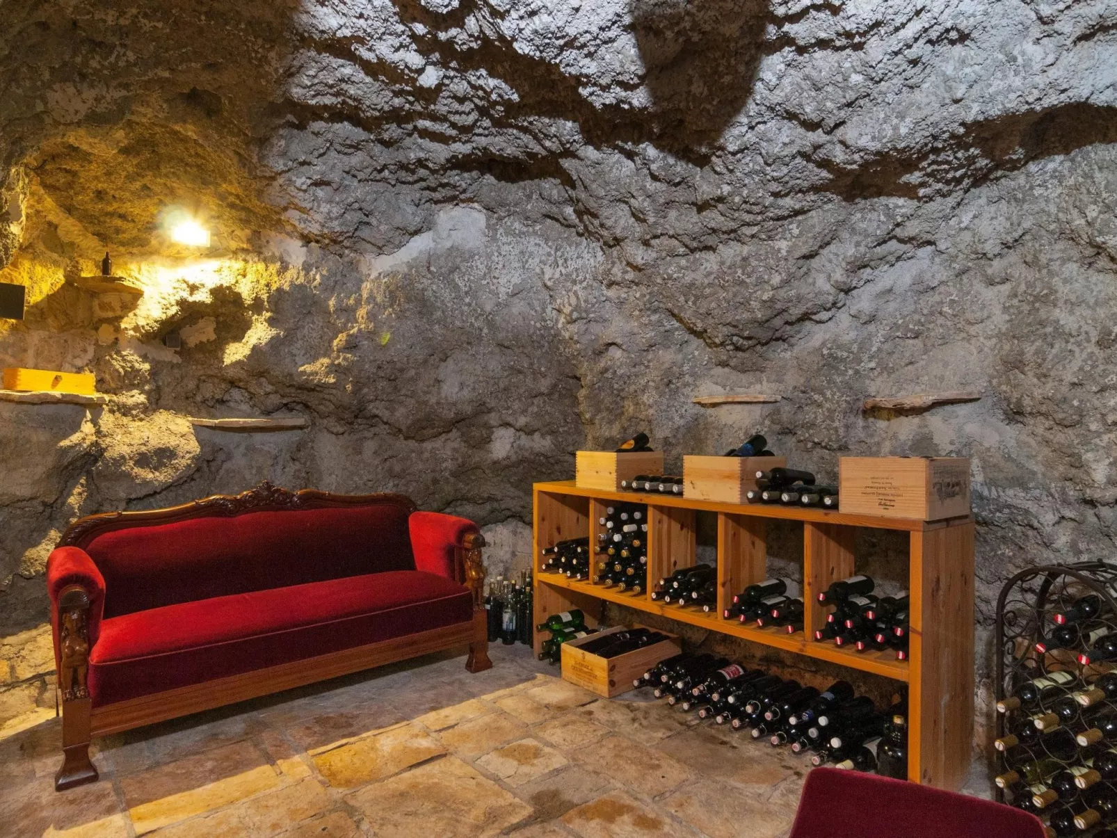 Kleine Wohnung in Omiš mit Privatem Balkon-Binnen