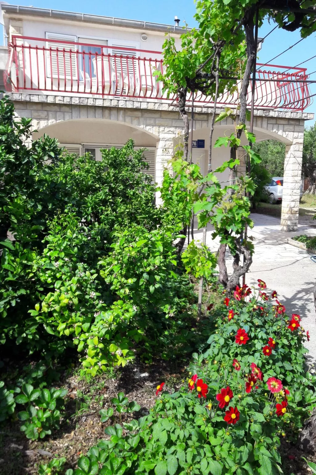 "Biserka" direkt am Strand-Buiten