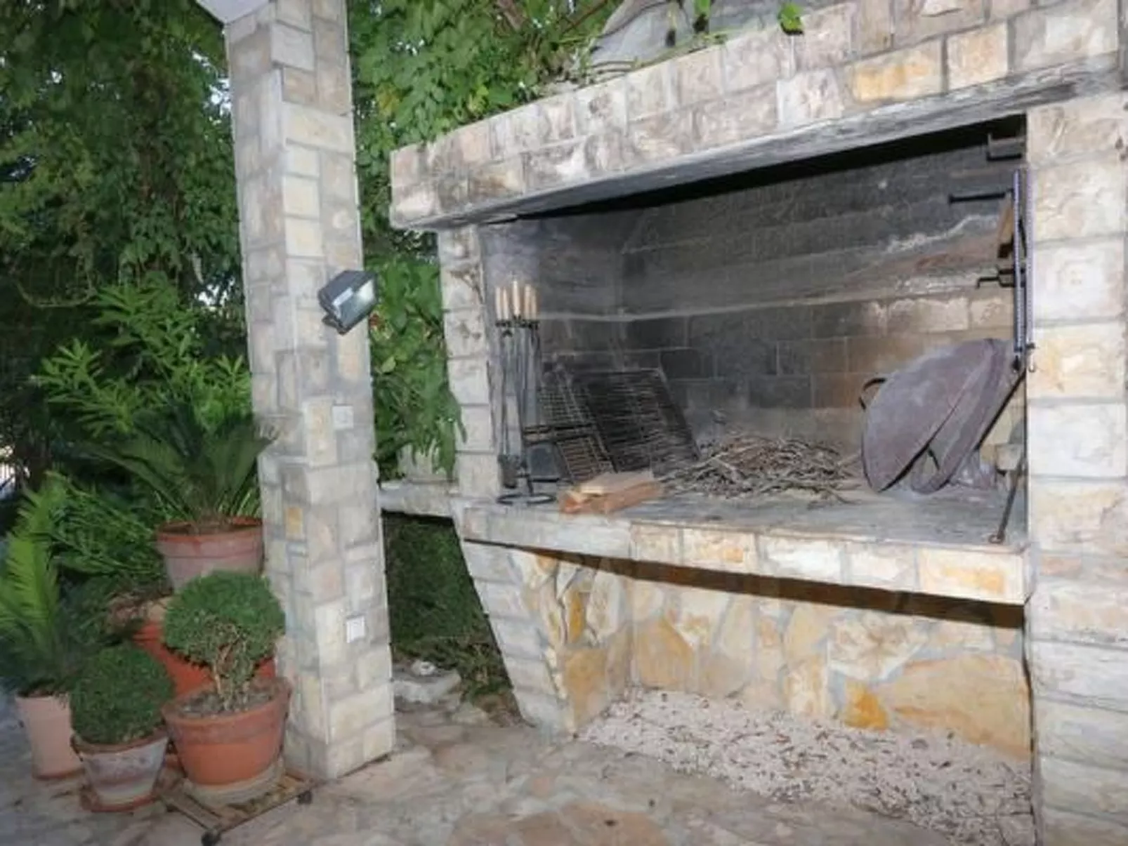 Mit privater Terrasse-Buiten