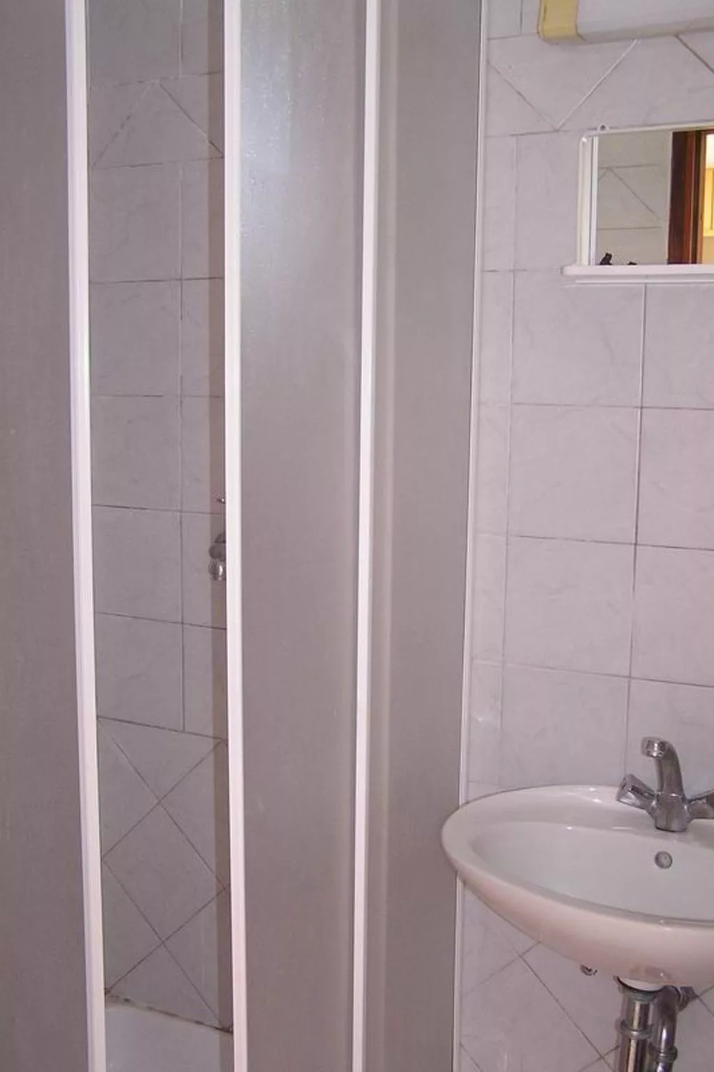 Für 2 Personen  + 1 Kind ca. 30 m&sup2; in Šilo, Adriaküste Kroatien (Kroatisch-Image-tags.info