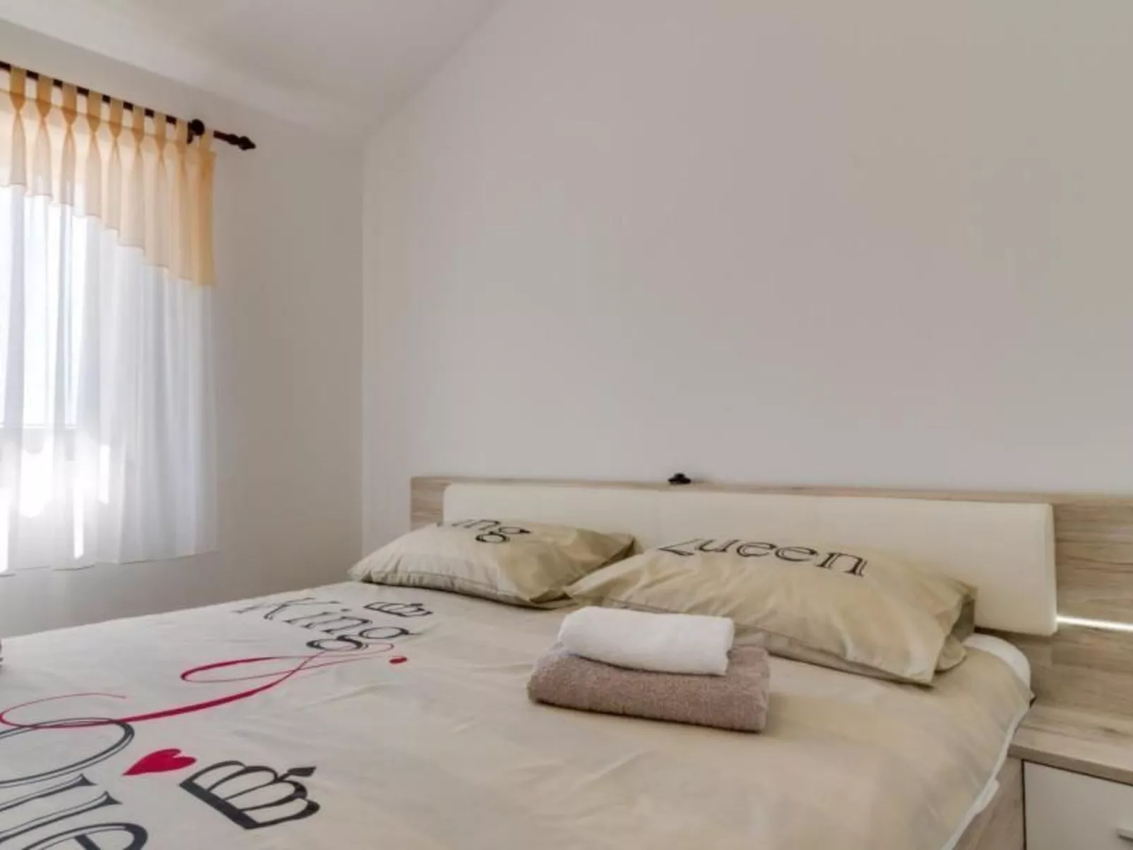 "Haus Piljan"-Image-tags.info