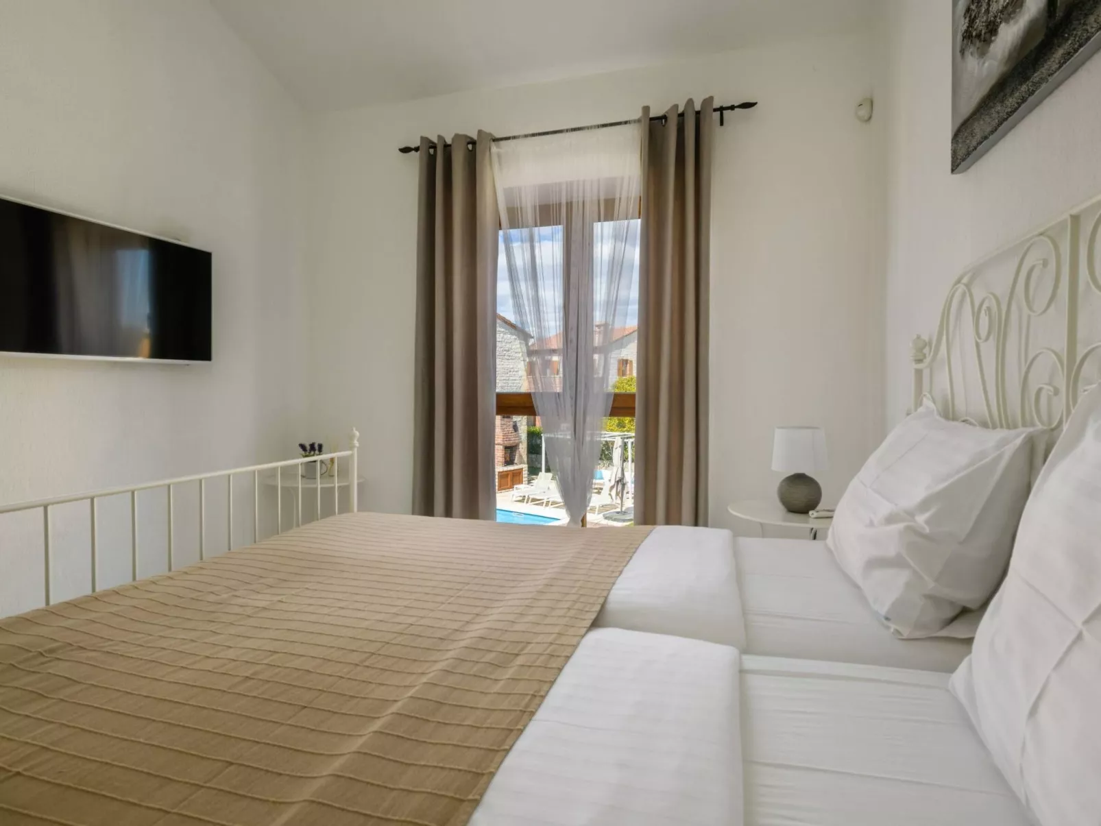 Villa Paradis-Image-tags.info