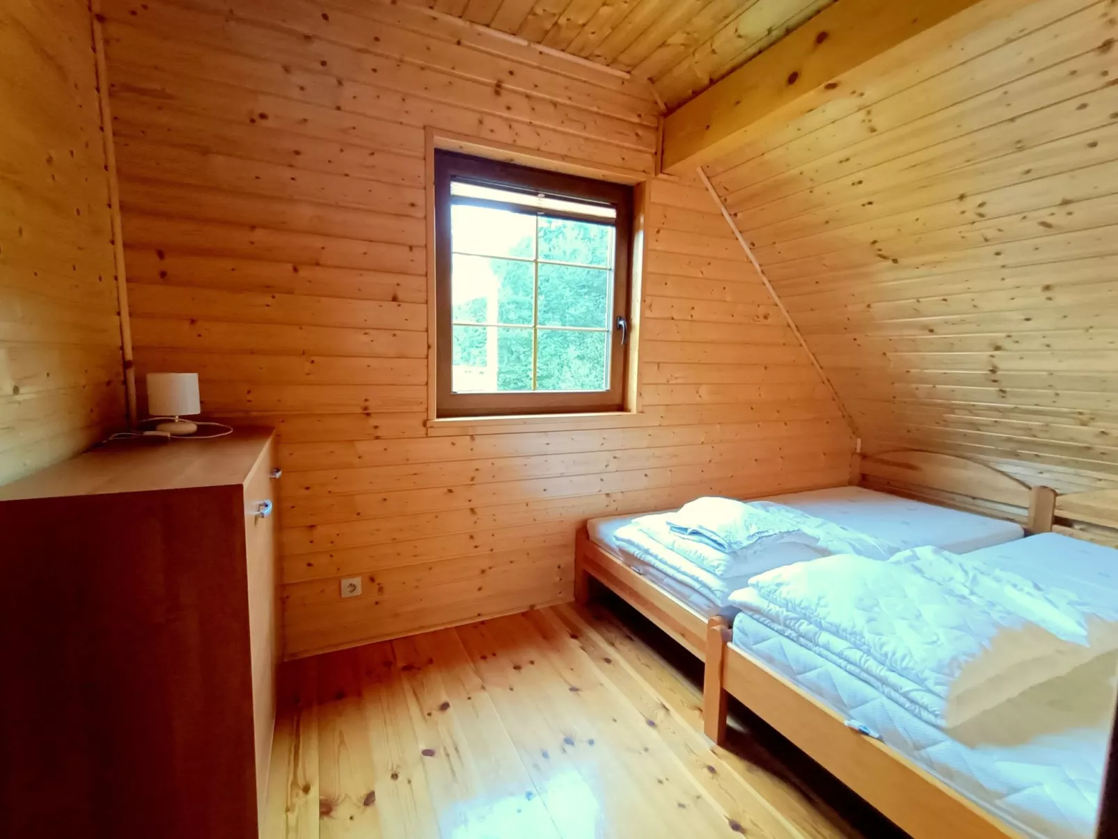 "Paradise Star Bobolin"-Binnen