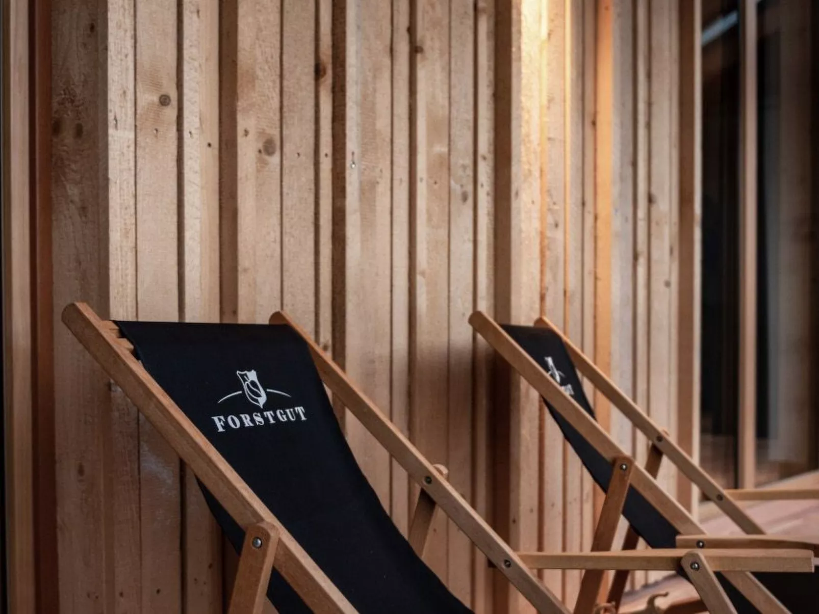 EXKLUSIVE FERIENWOHNUNG MIT EIGENER SAUNA-Buiten