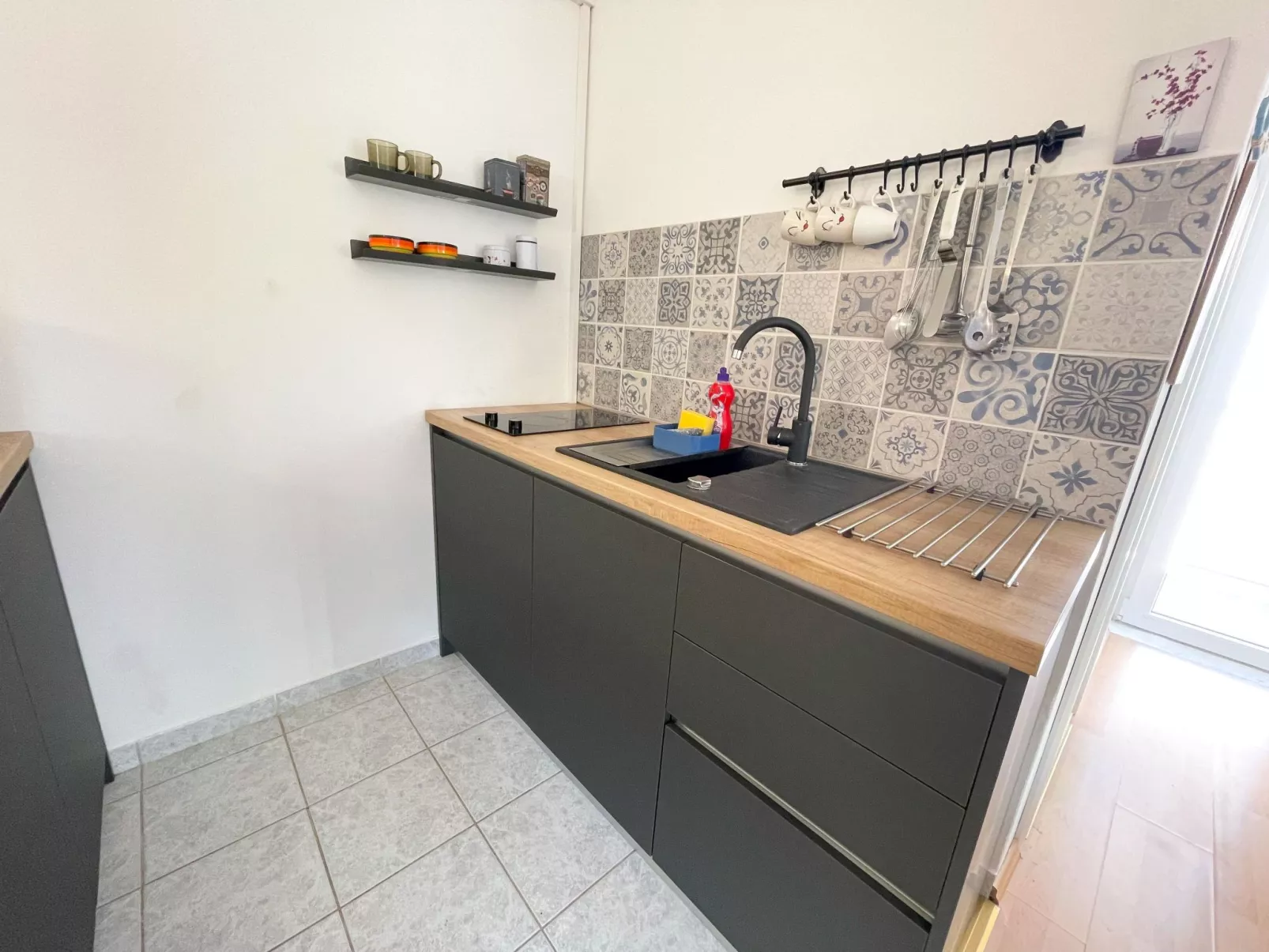 Studio-Apartment mit Meerblick-Binnen