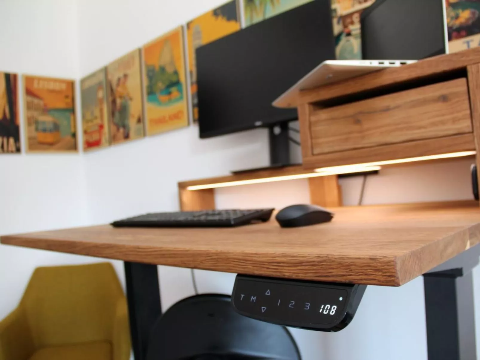 Moderne, komfortable Dachwohnung mit Bergsicht-Binnen