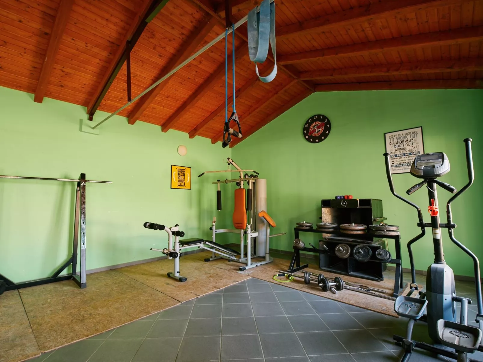 Wunderschöne Villa mit privatem Fitnessstudio und Pool - TA Leut-Binnen