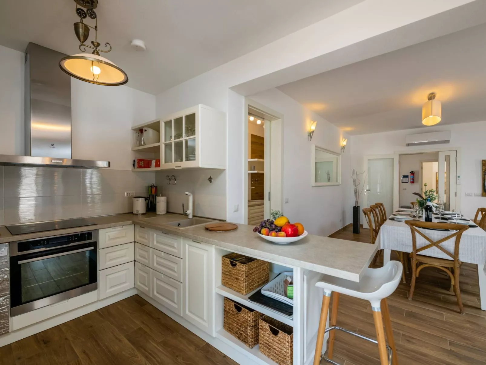 Villa Künstler-Image-tags.info